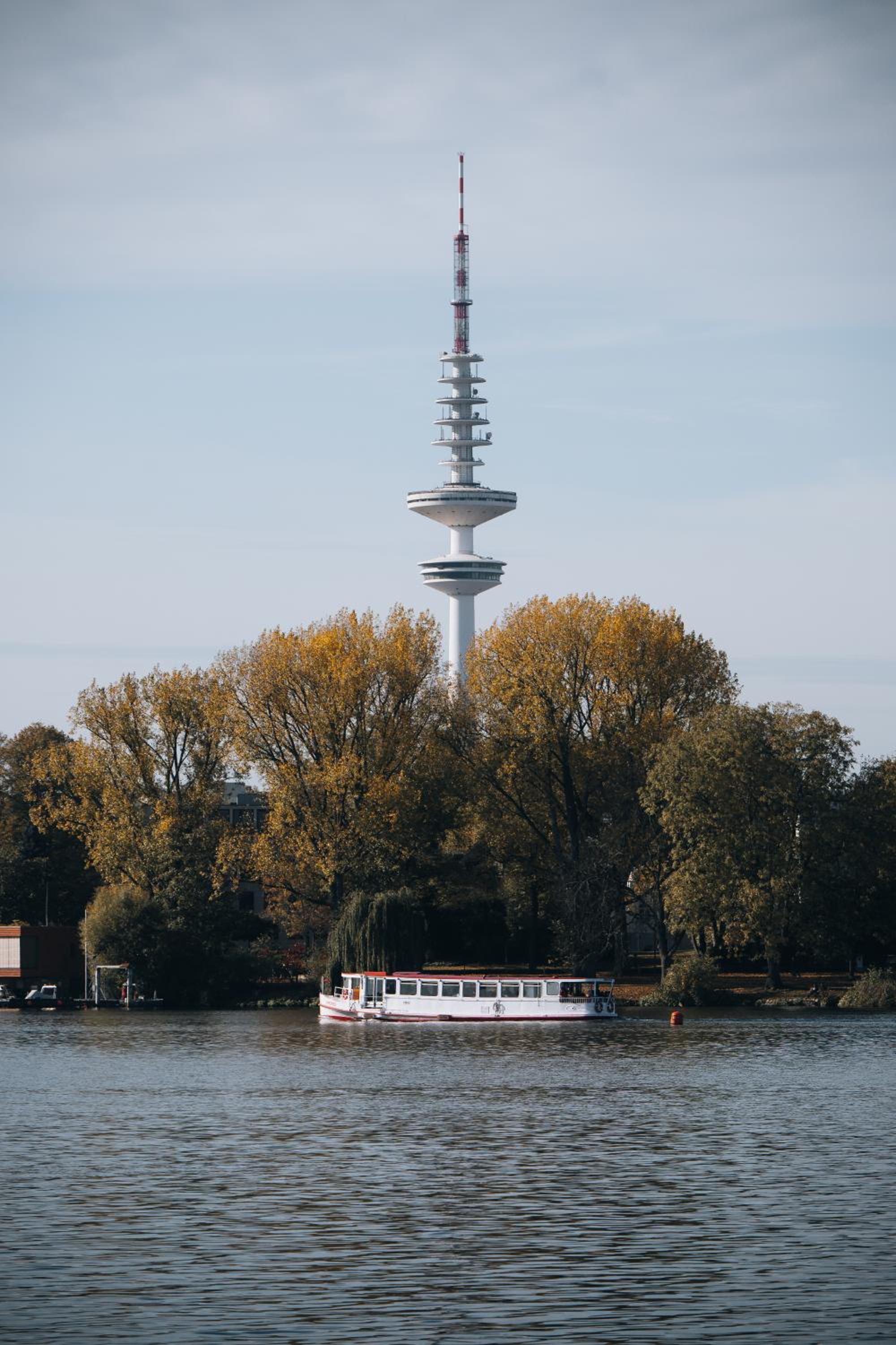 Modern, ruhig, gemütlich: 2 Zimmer Wohnung in bester Lage nahe Alster + Stadtpark