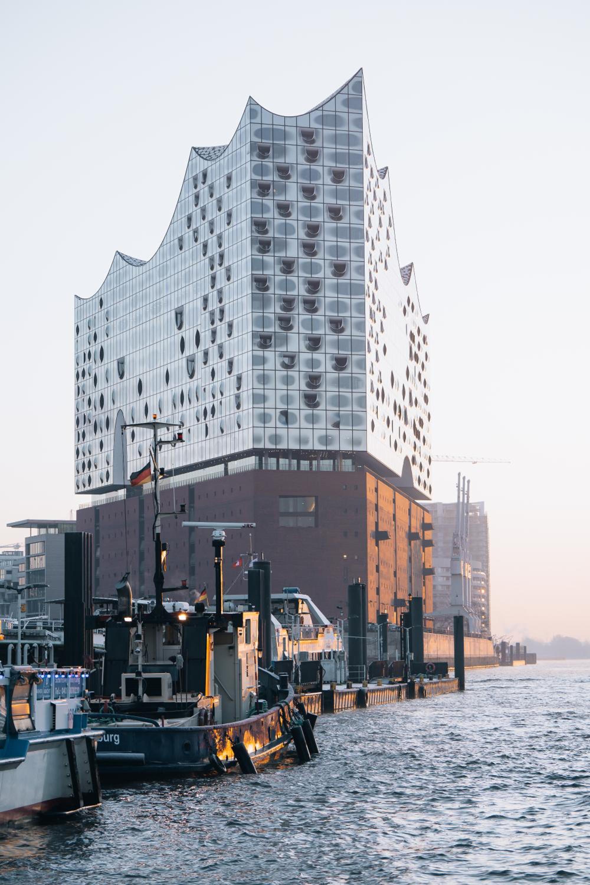 Modern, ruhig, gemütlich: 2 Zimmer Wohnung in bester Lage nahe Alster + Stadtpark