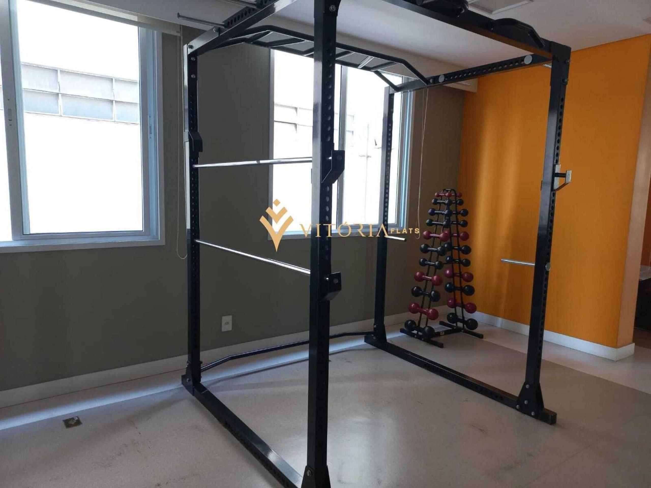 DOWNTOWN BUDGET REFUGE