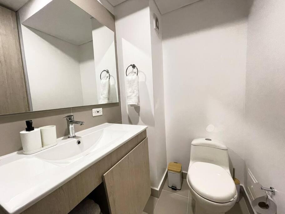 Apartamento nuevo en Usaquén junto a Fundación Santa Fe !