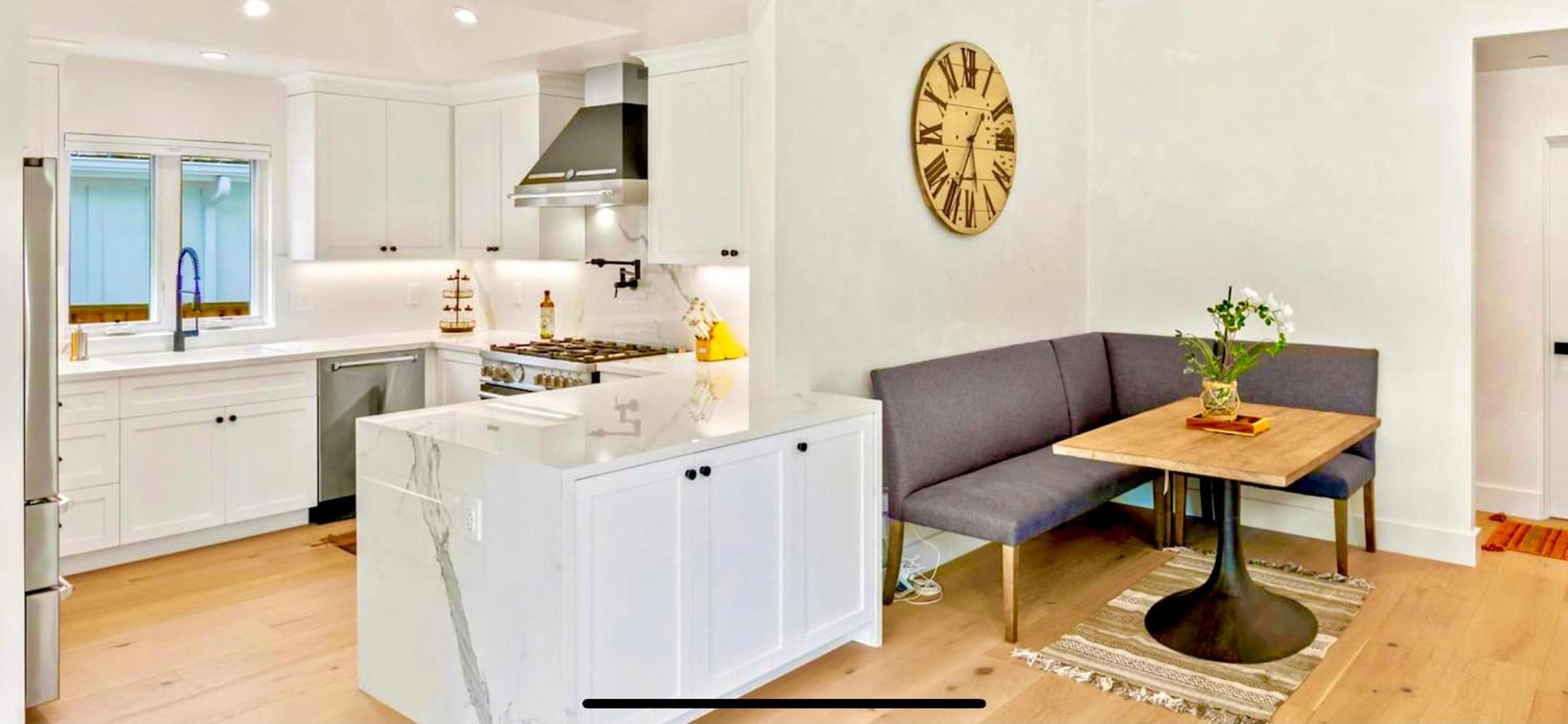 Monterey Vacations - Carmel by the sea luxury villa - Property Image 4