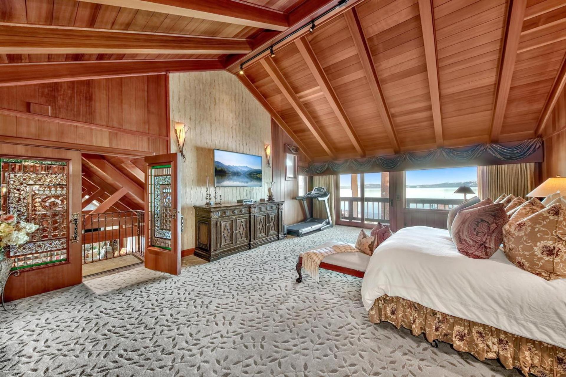 Lake Tahoe Vacations - Lakefront legacy luxury South Lake Tahoe Estate - Property Image 44