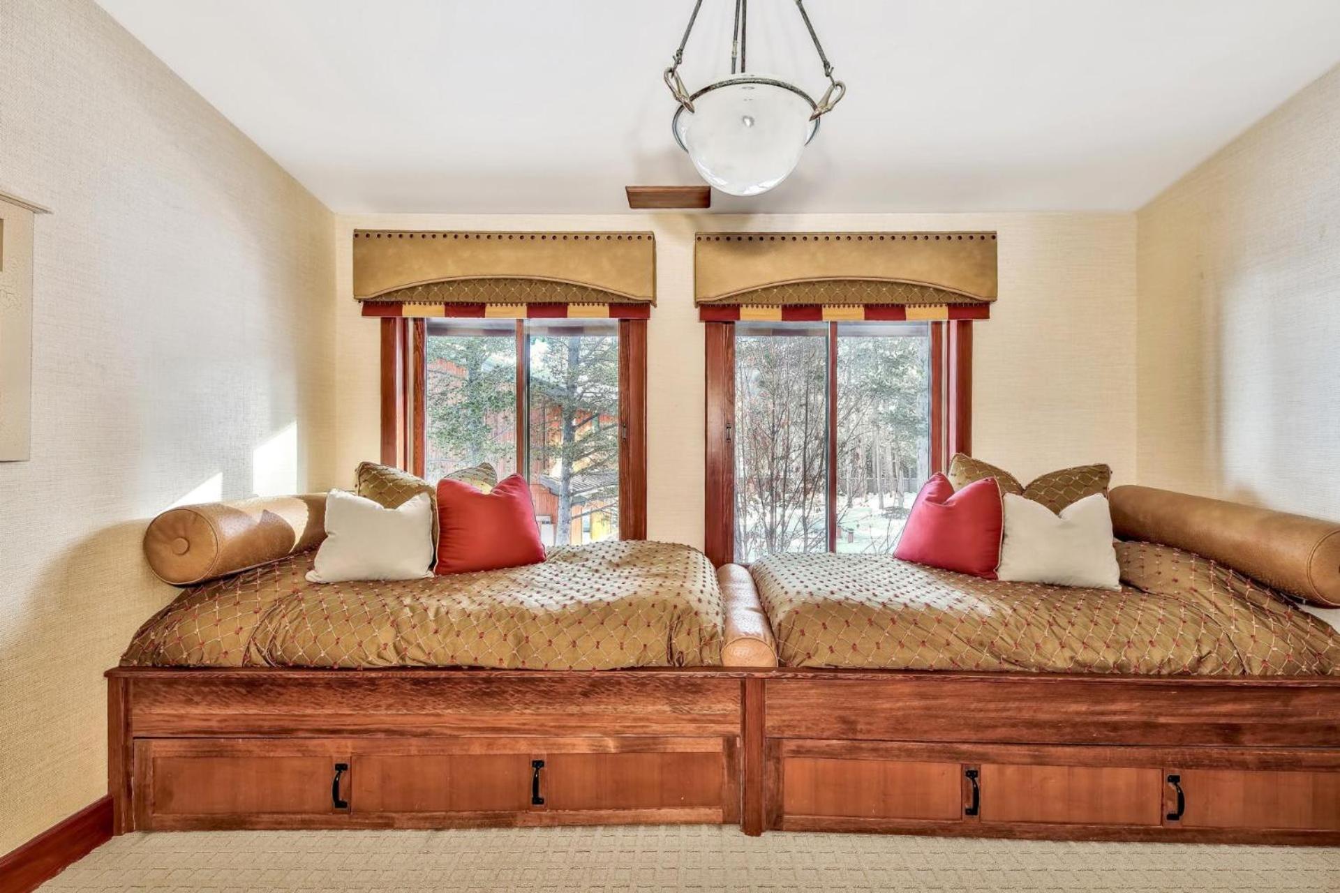 Lake Tahoe Vacations - Lakefront legacy luxury South Lake Tahoe Estate - Property Image 14