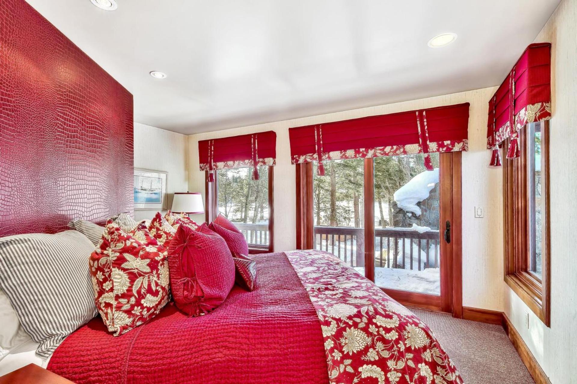 Lake Tahoe Vacations - Lakefront legacy luxury South Lake Tahoe Estate - Property Image 3