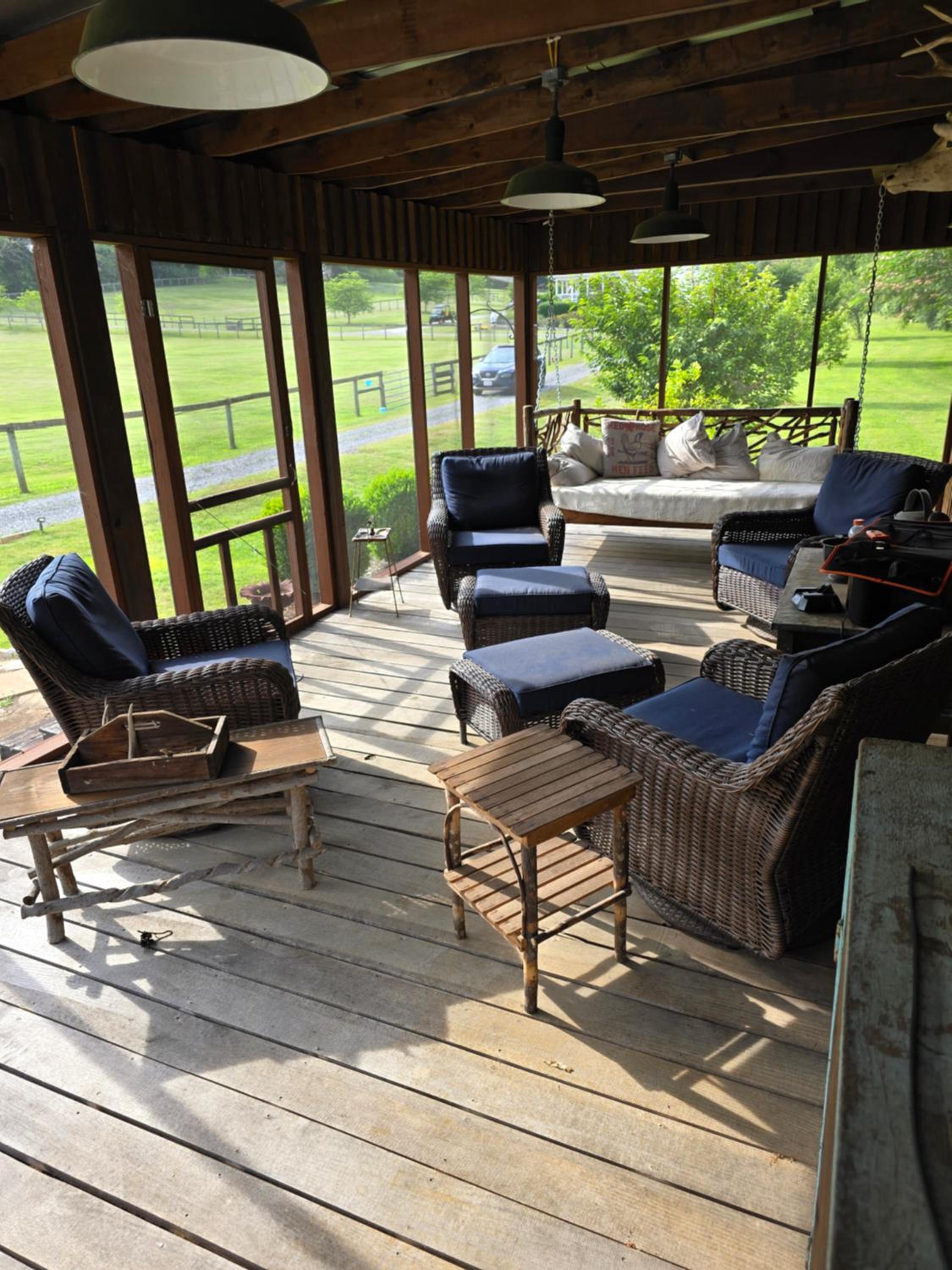 lounge