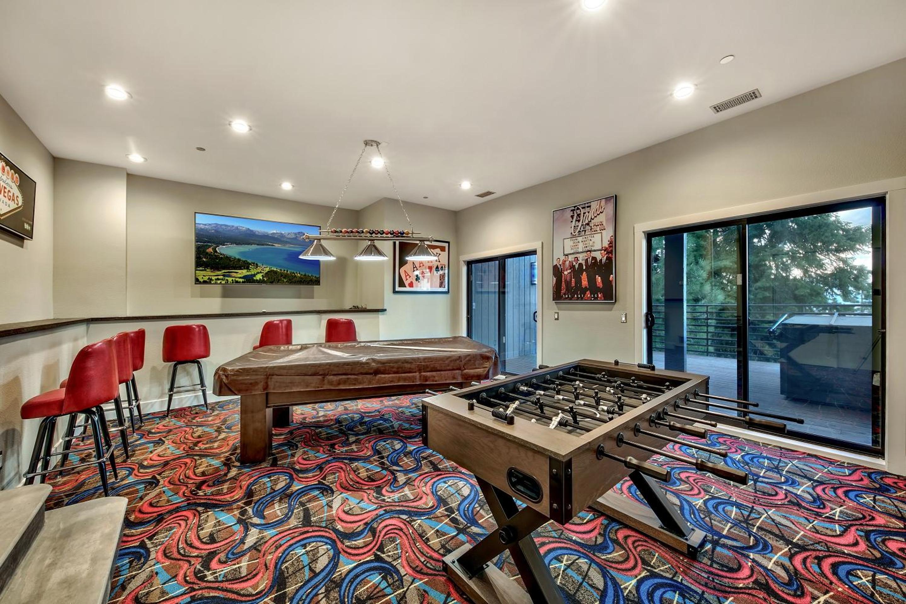 Stateline Vacations - Luxe11 blue diamond VIP mega lodge lake tahoe - Property Image 29