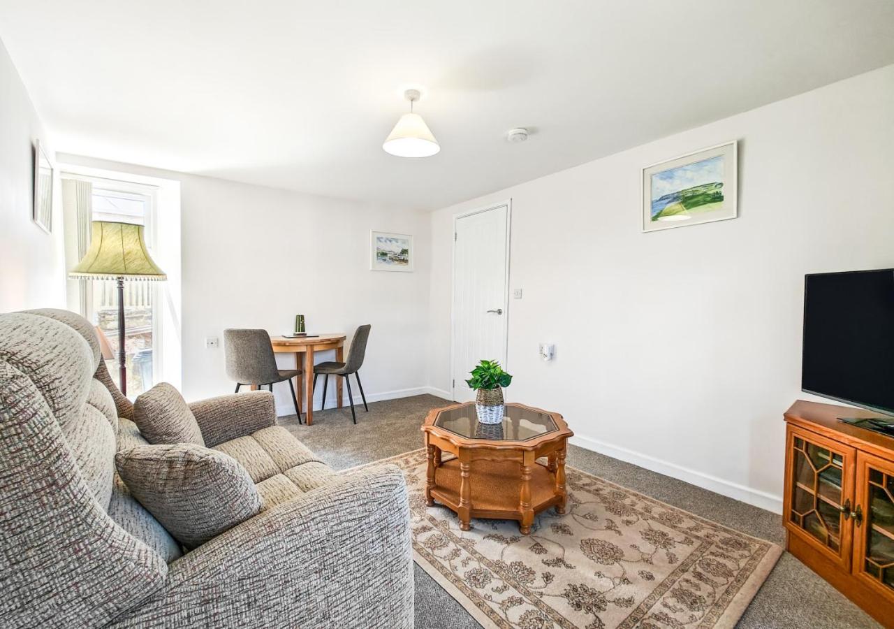 1 Bed in Porthpean oc-c29649 view 4