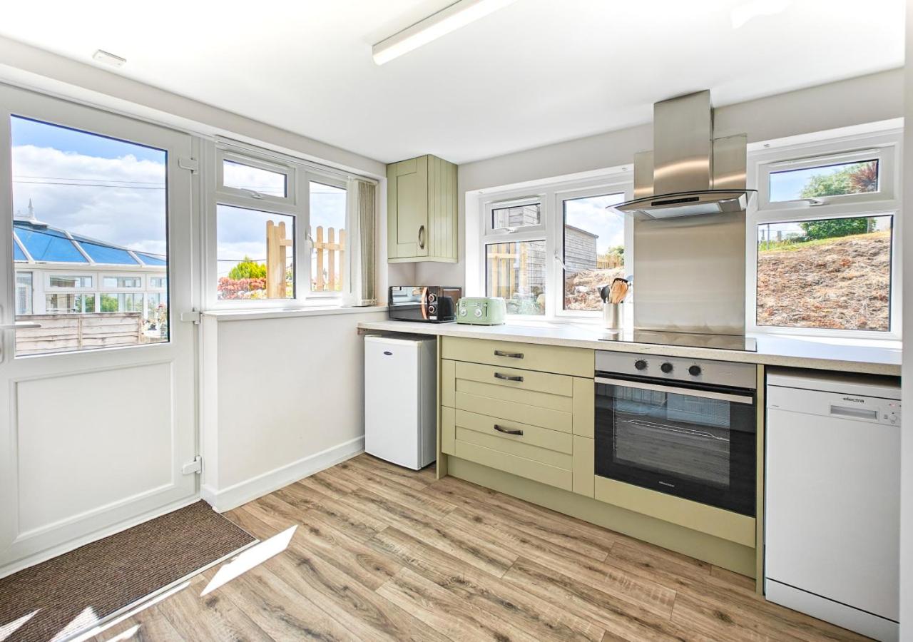 1 Bed in Porthpean oc-c29649 view 5