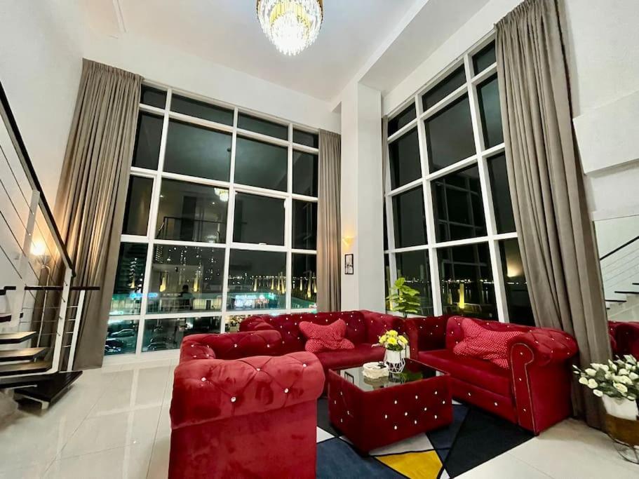 Duplex Loft Maritime Suites Georgetown Karpal Singh Drive Sea City View photo 4