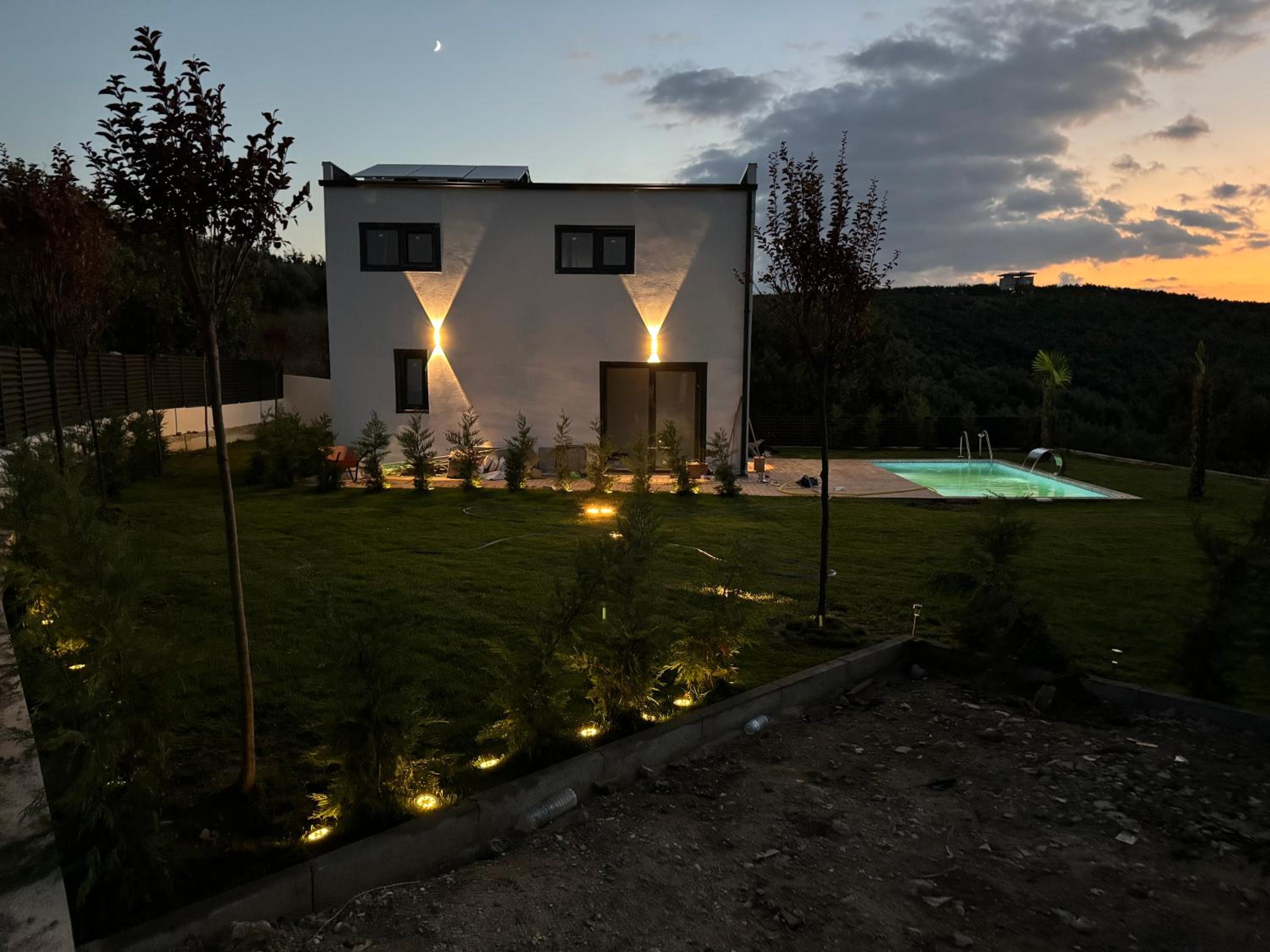 İznik Göl manzaralı lüks Villa view 5