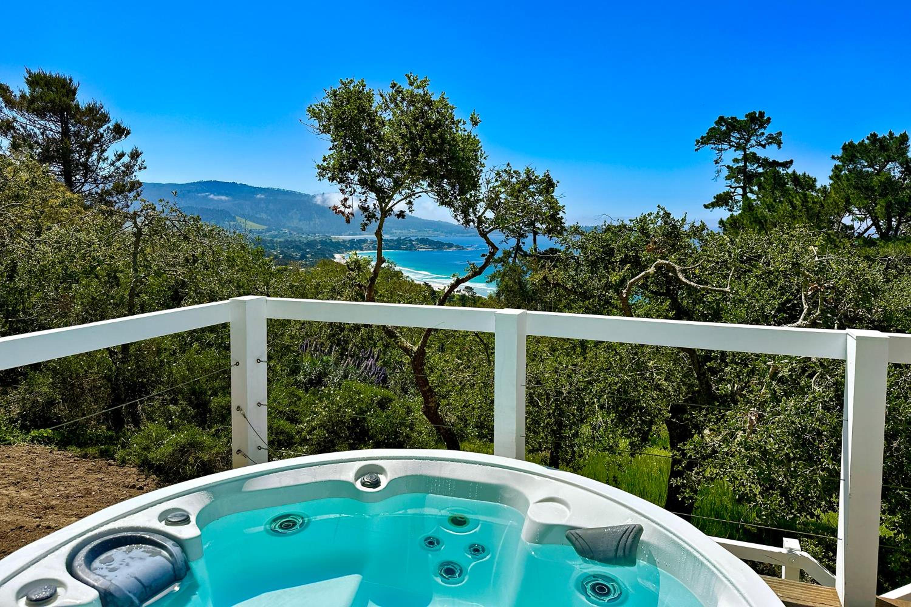 Cypress Pebble Sea Manor LUXE37 view 4