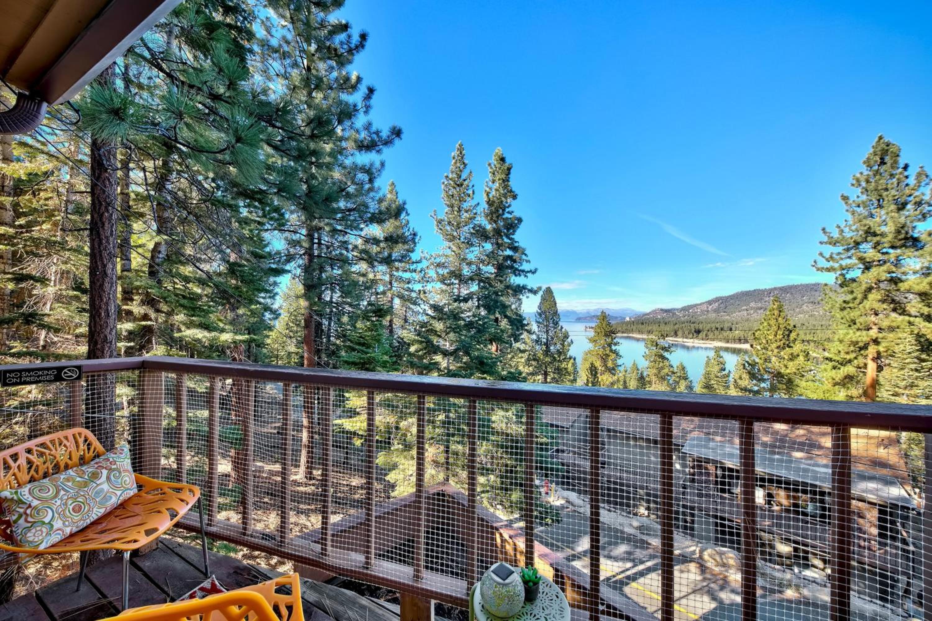LX007 Skyfall lakeview house with dry sauna close to Edgewood - Property Image 9