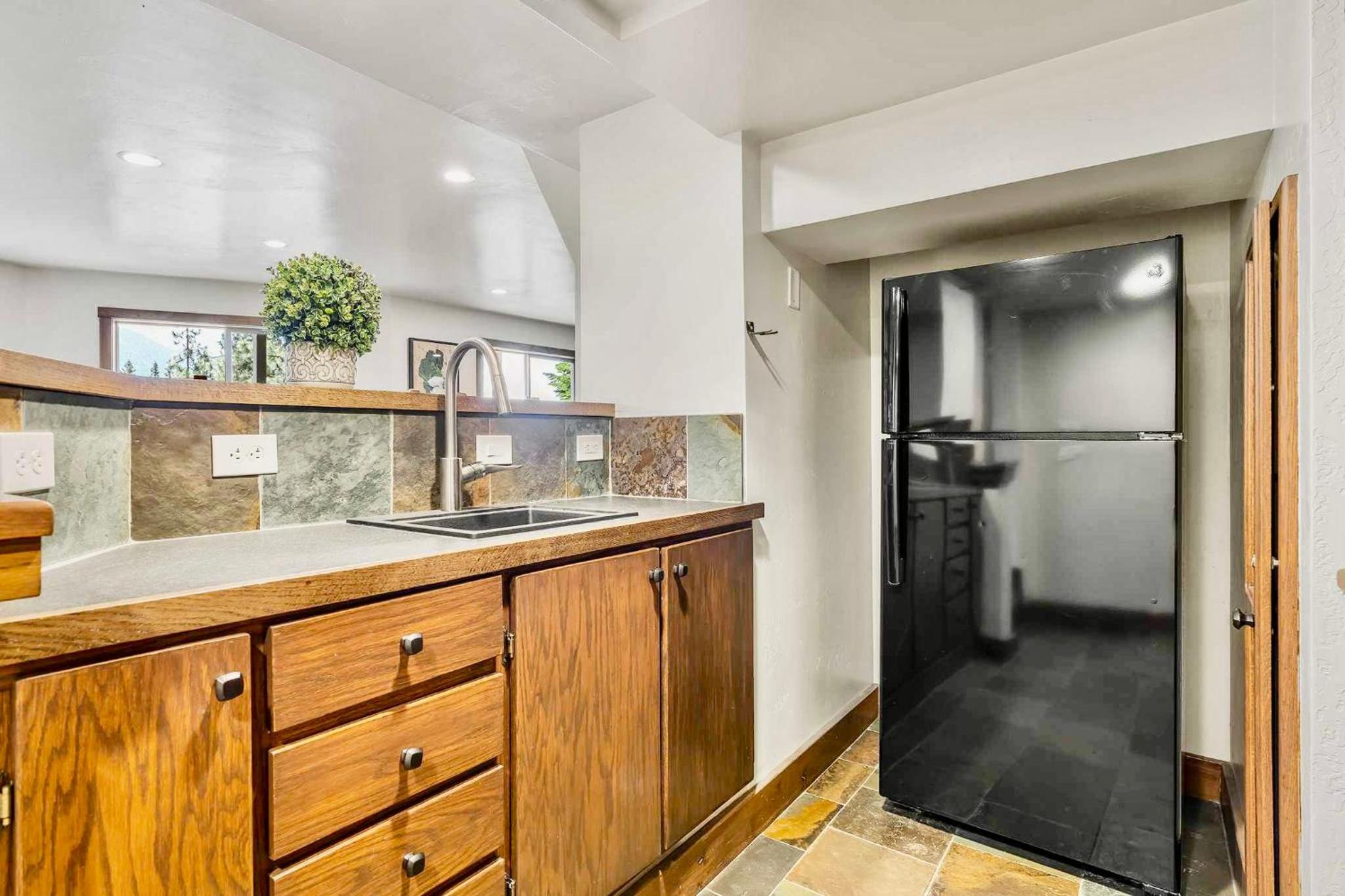 LX33 Lake Tahoe Villa with Gameroom Hot tub Sauna - Property Image 36