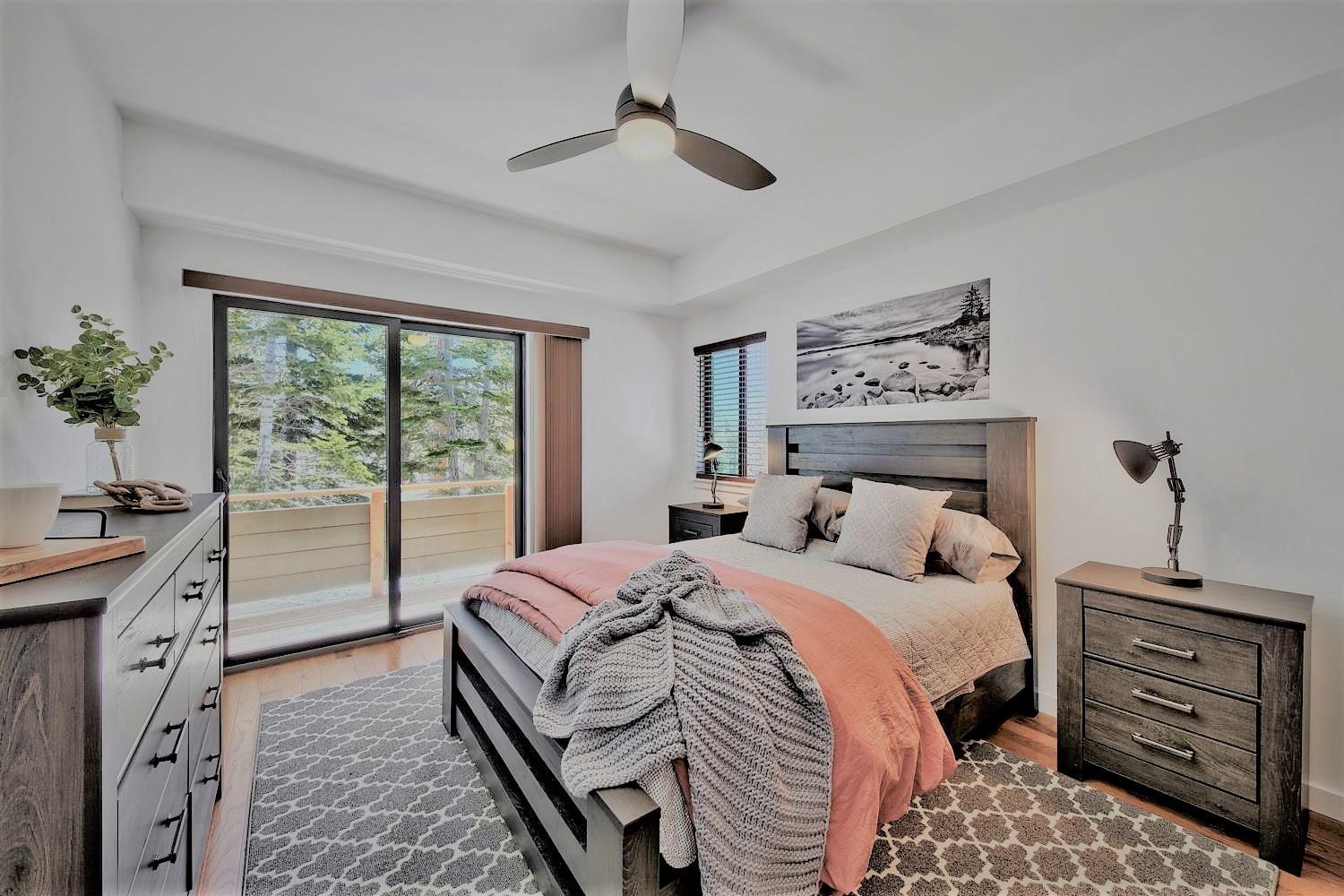 Stateline Vacations - Lx40 Tahoe Mountain view new build - Property Image 15