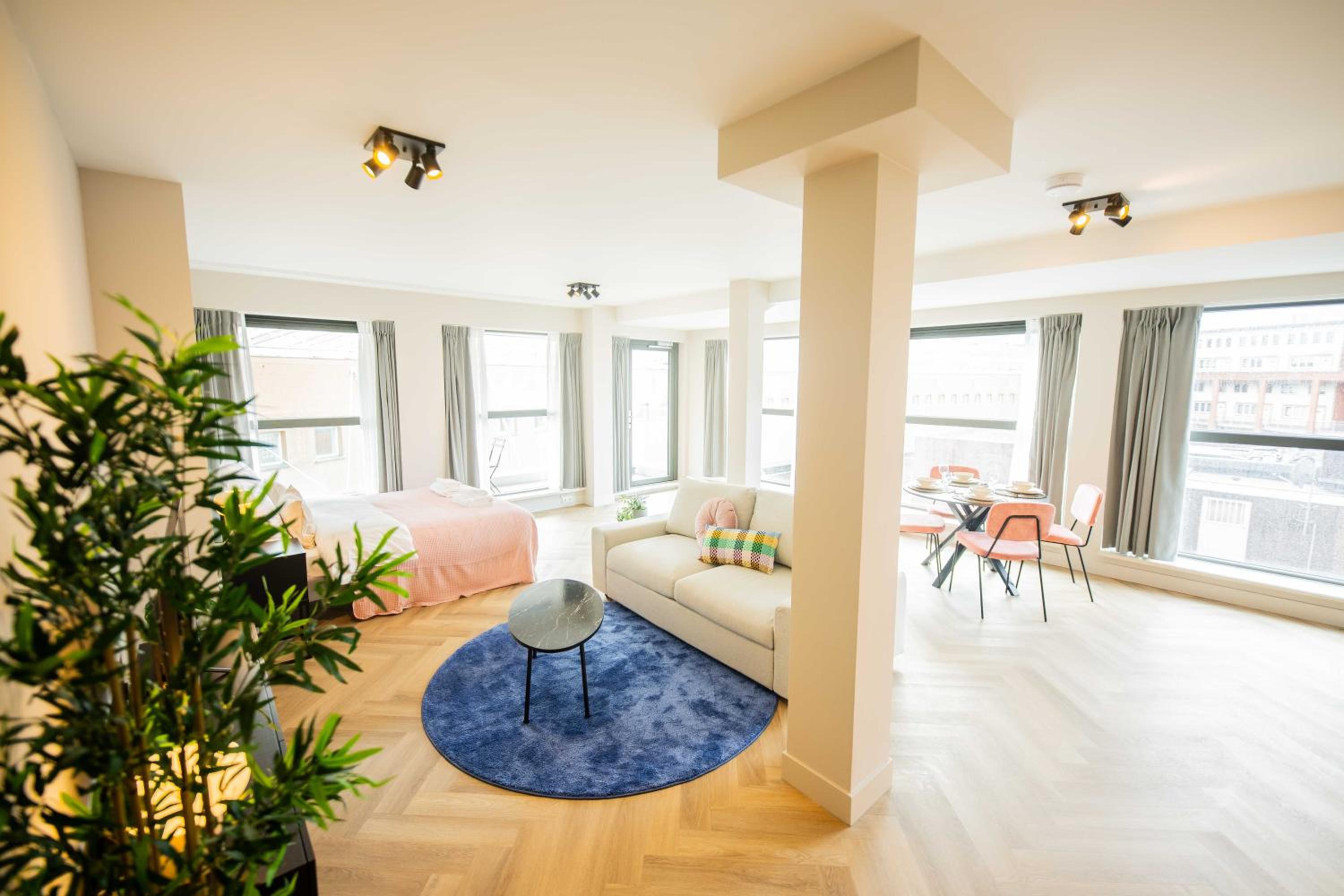 Alphabet Apartments - Kerkstraat 71
