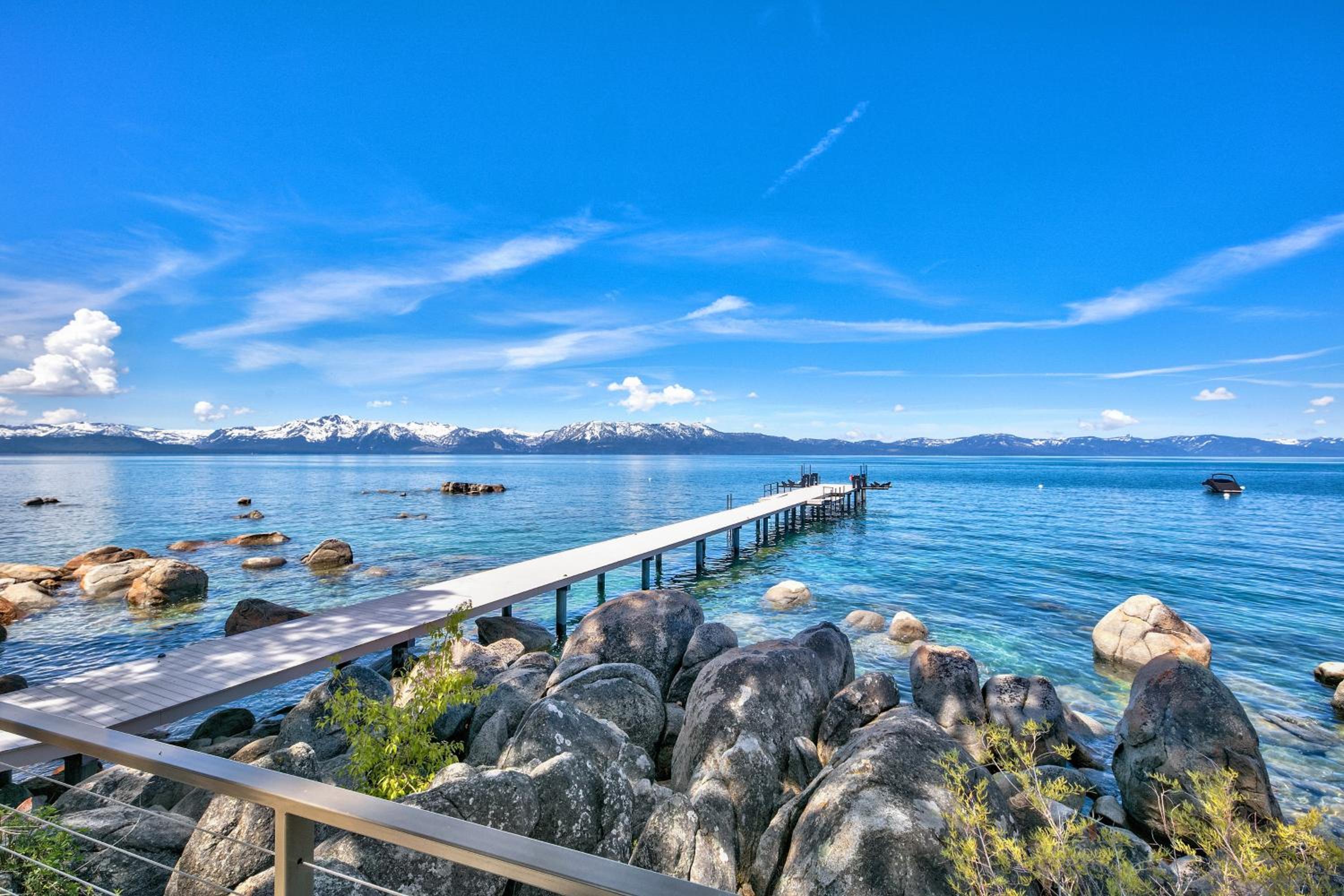 Lx 96 Tahoe lakefront Home of the Stars - Property Image 37