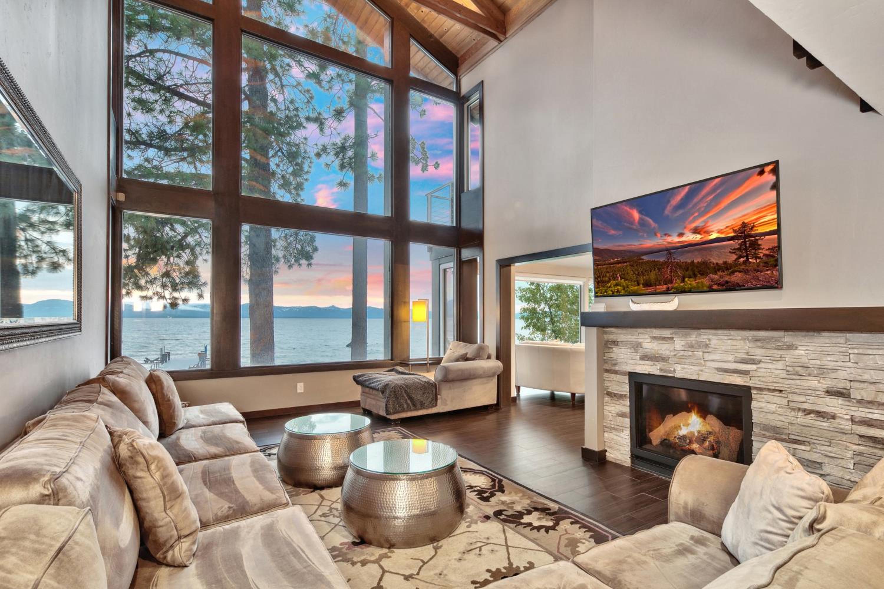 Lx 96 Tahoe lakefront Home of the Stars - Property Image 39