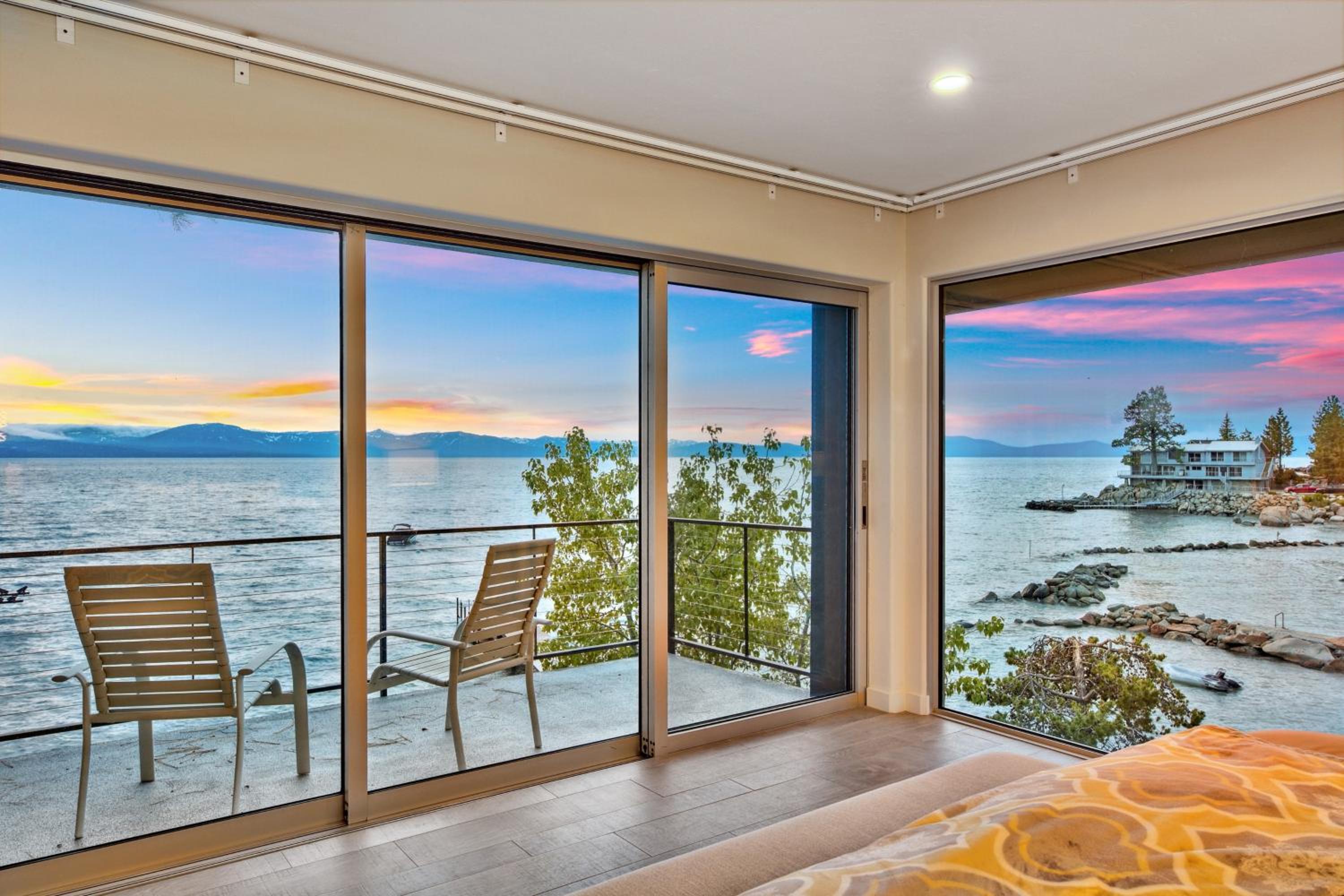 Lx 96 Tahoe lakefront Home of the Stars - Property Image 10