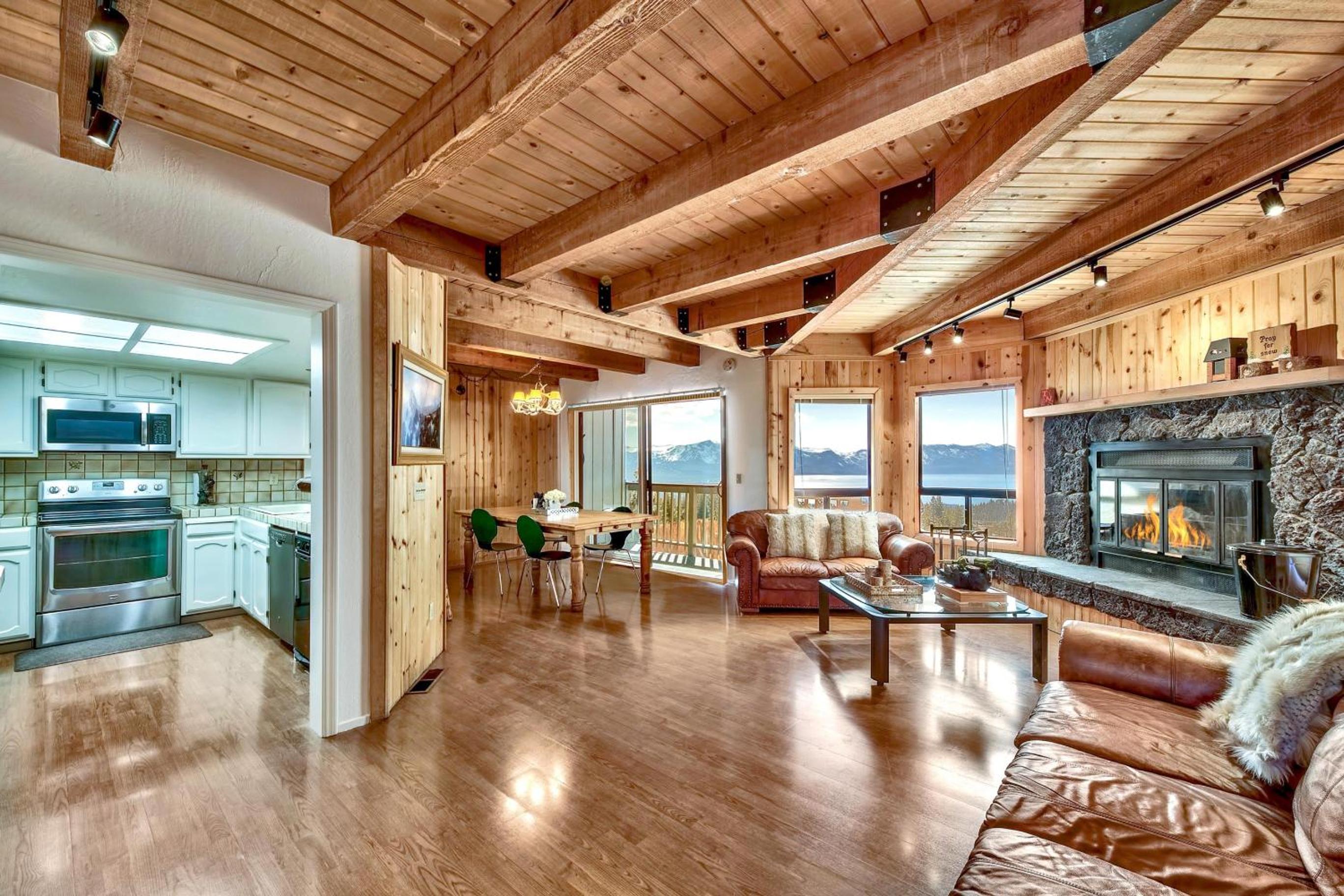 Stateline Vacations - Mv15 lakeview top of the mountain townhome - Property Image 28