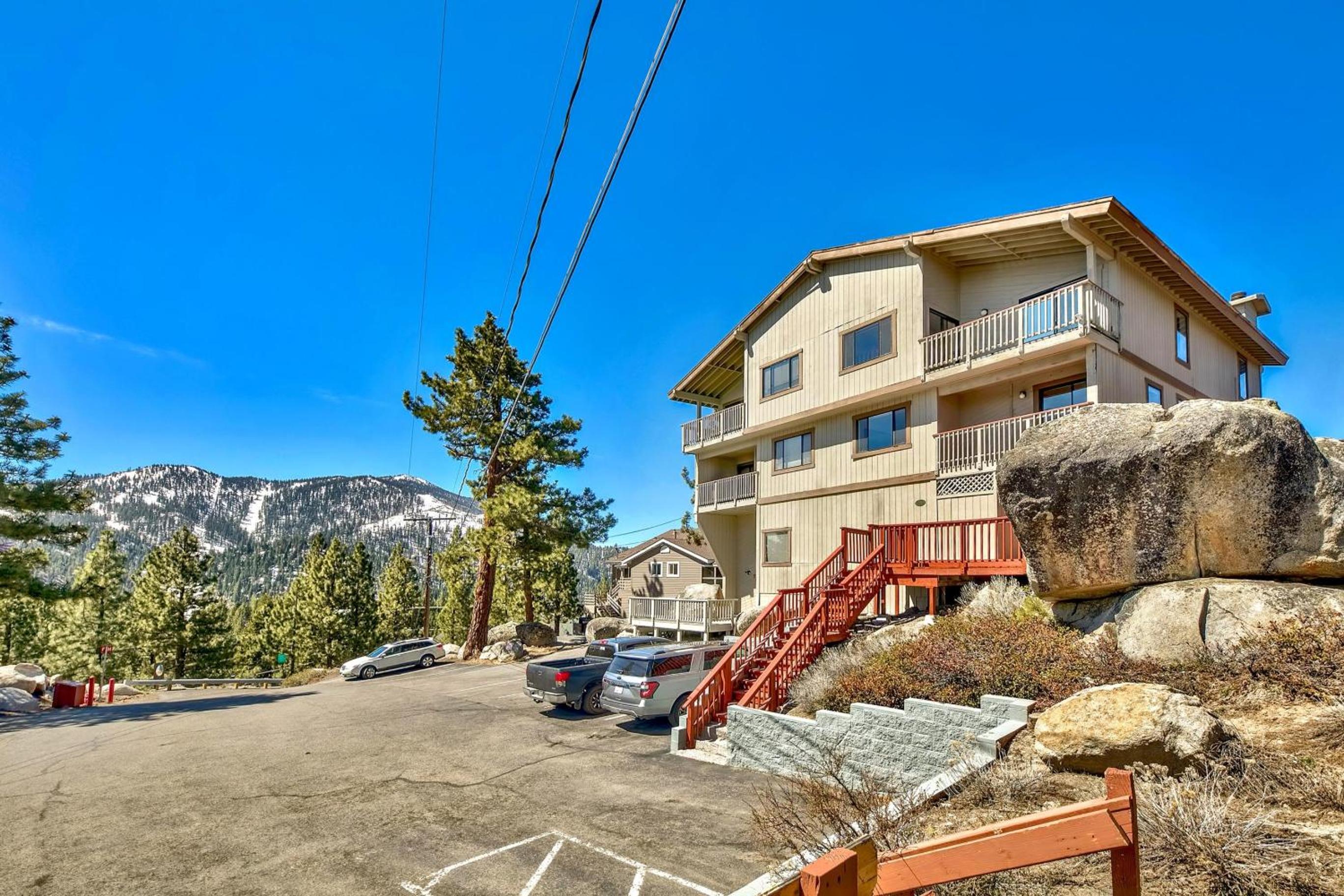 Stateline Vacations - Mv15 lakeview top of the mountain townhome - Property Image 7