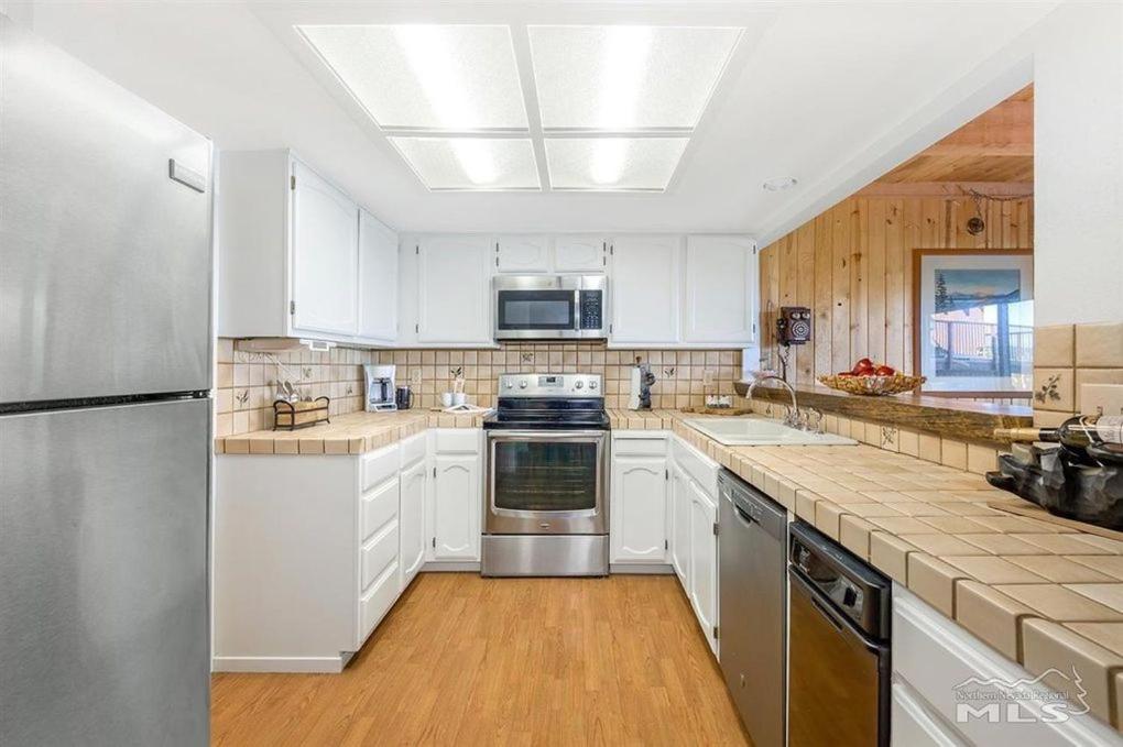 Stateline Vacations - Mv15 lakeview top of the mountain townhome - Property Image 16