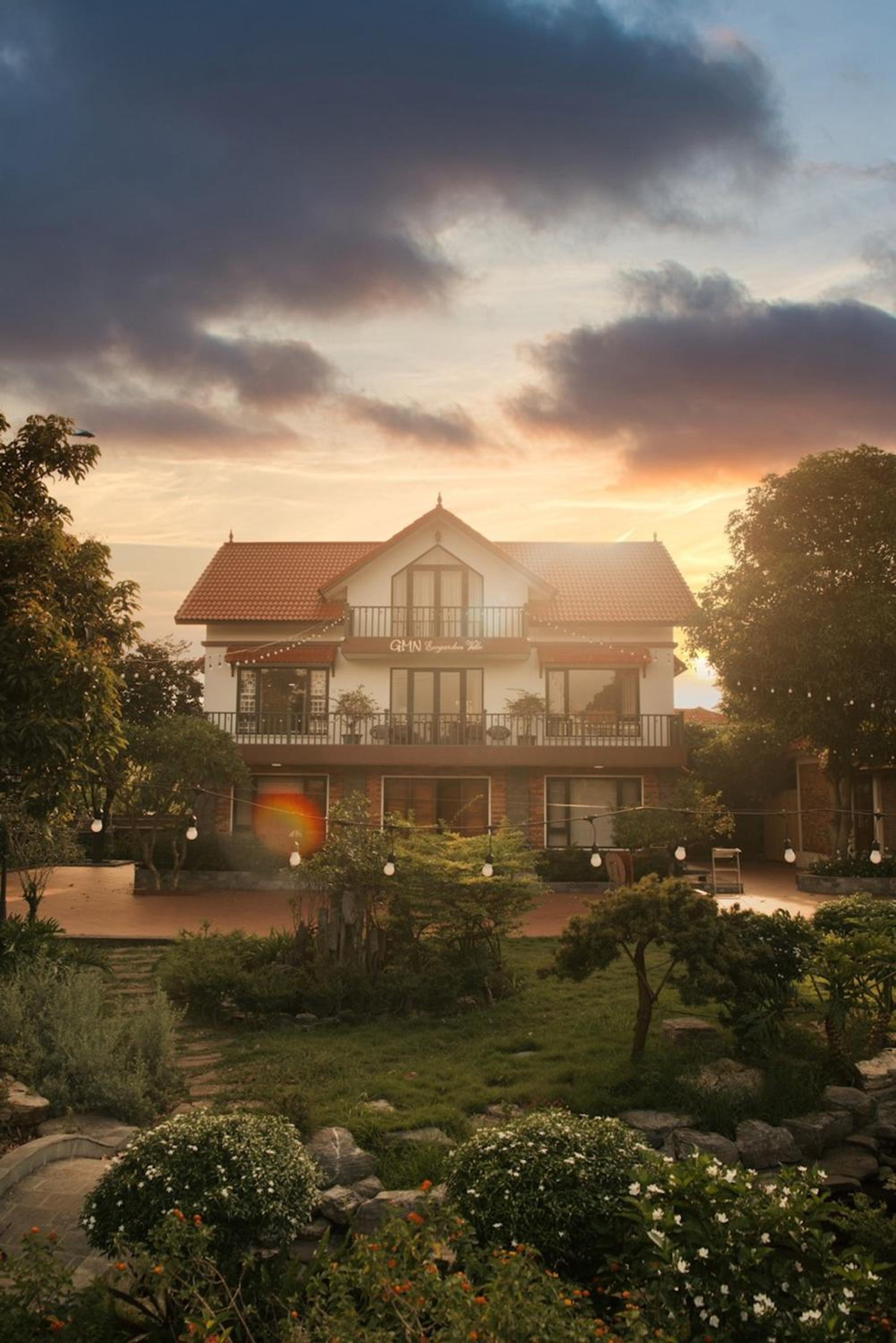 Green Meadow Villa