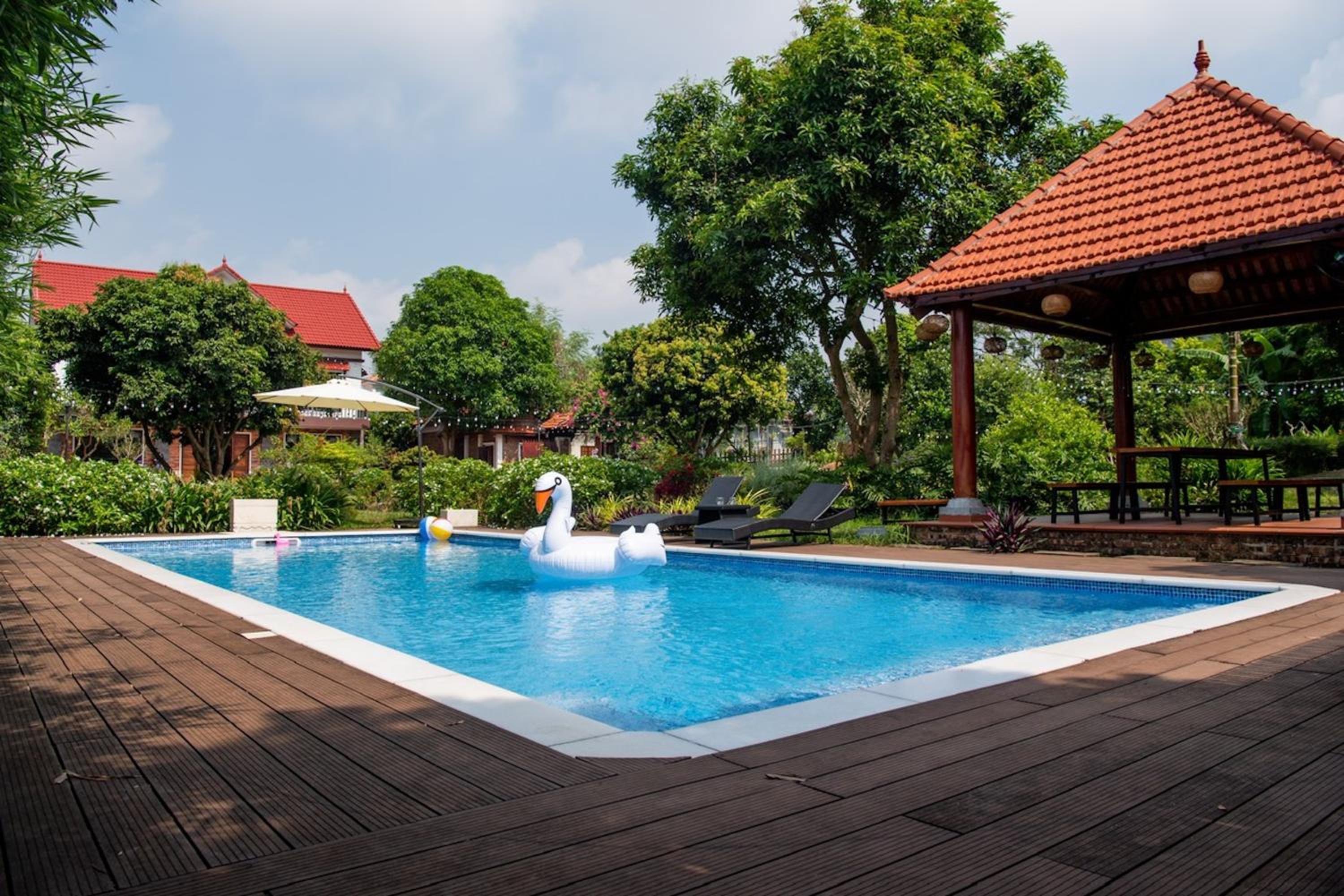 Green Meadow Villa