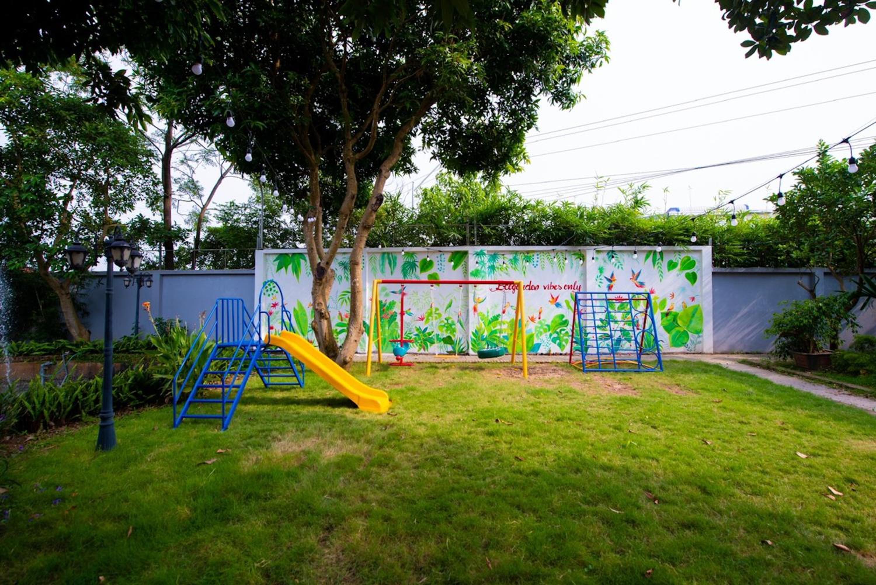 Green Meadow Villa