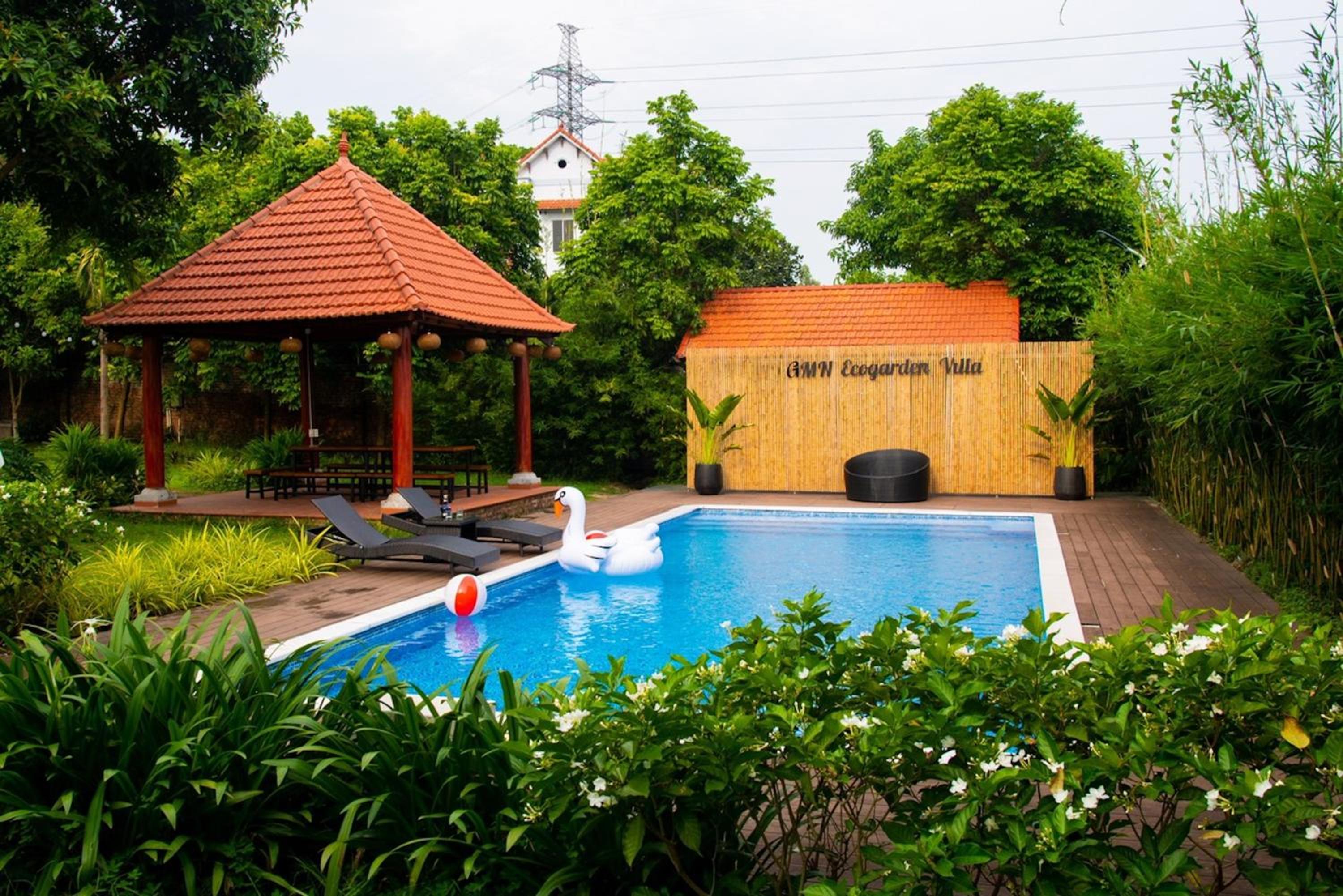 Green Meadow Villa