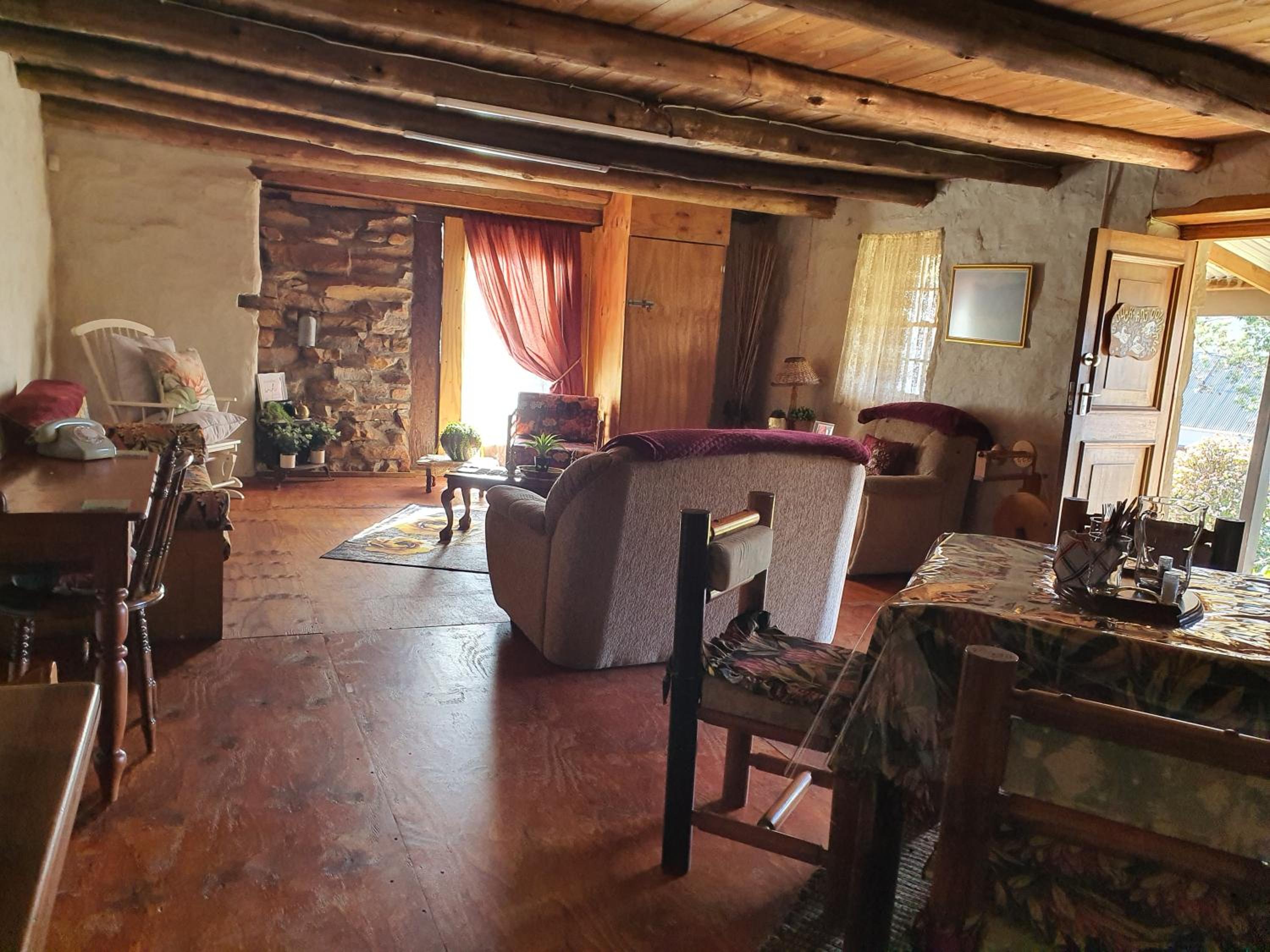 Old Cape Cottage (Duck & DoLittle) view 4