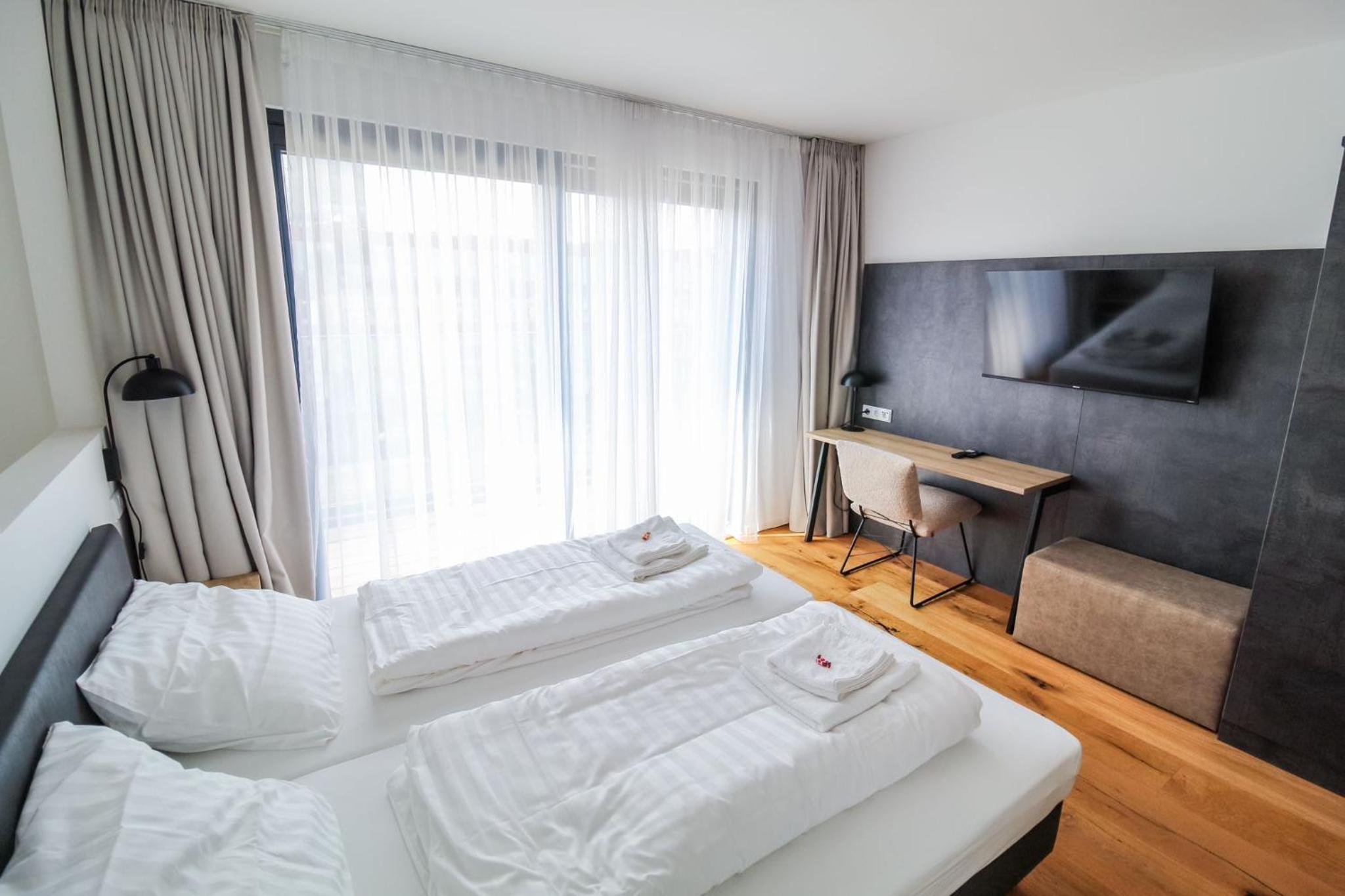 Helios Berlin Apartments
