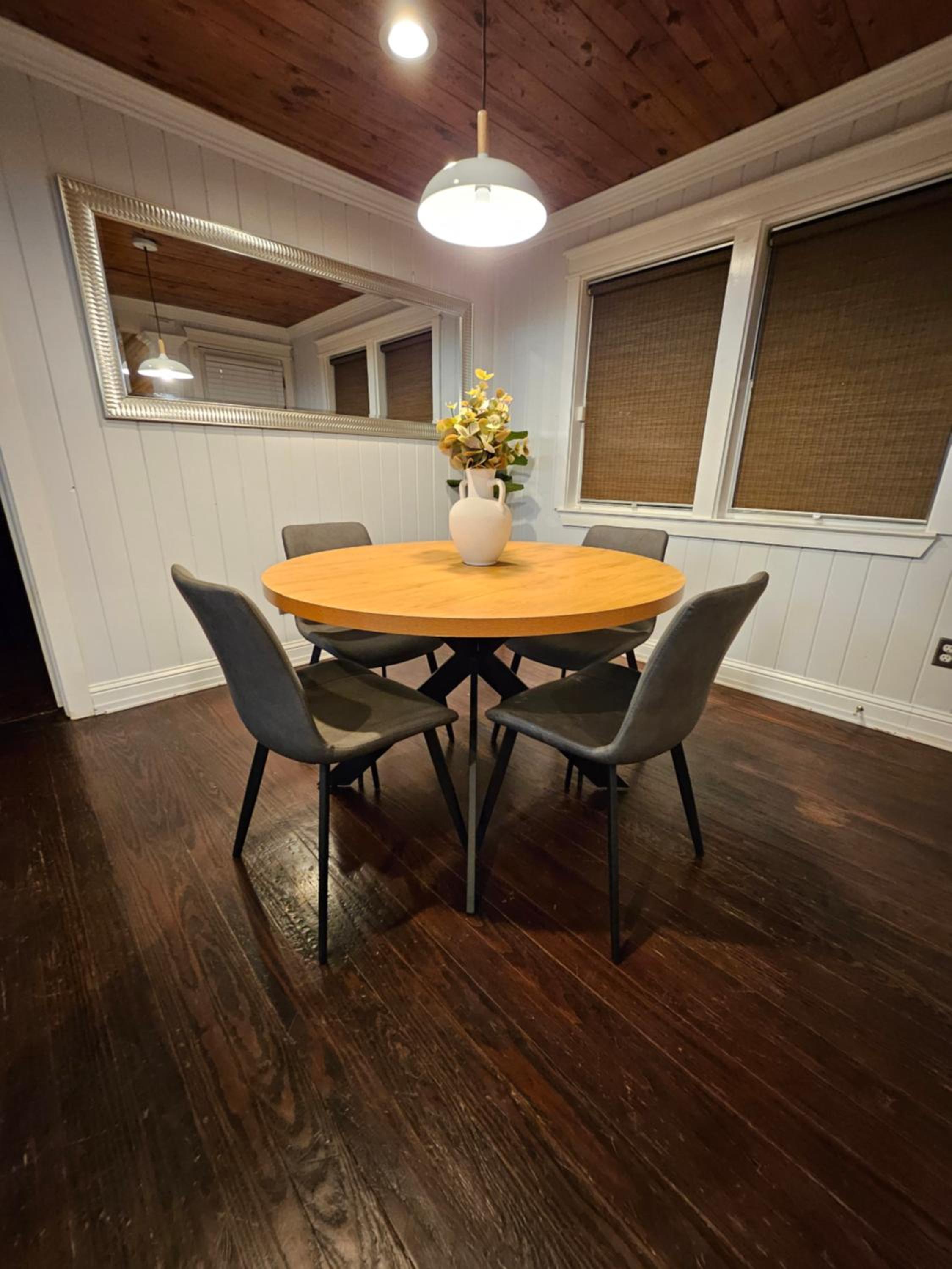 Woodhaven Cottage Downtown McKinney