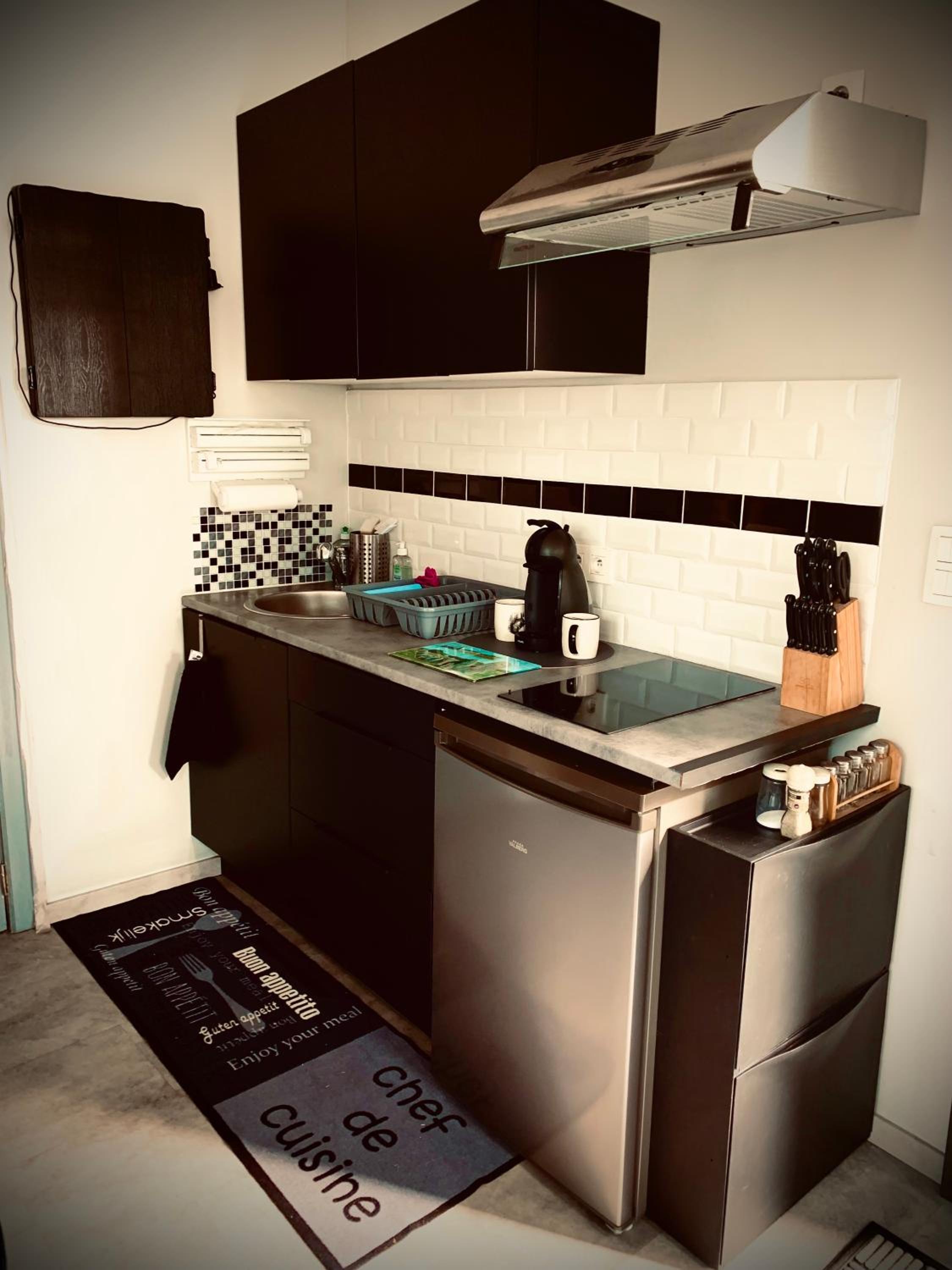 Esteban studio