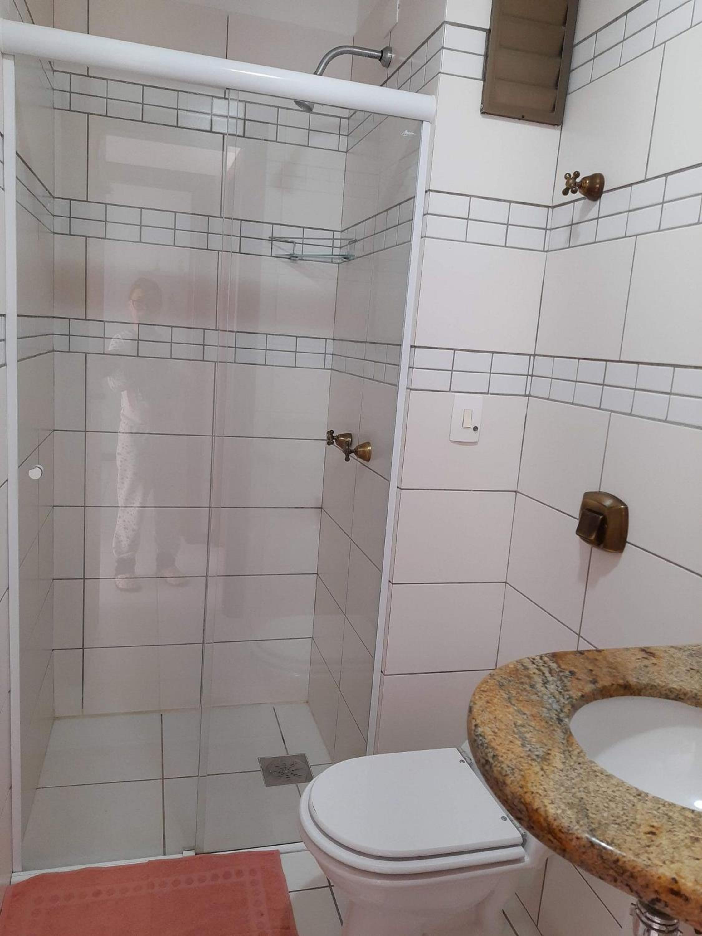 Espaçoso Apartamento na Avenida Rudá
