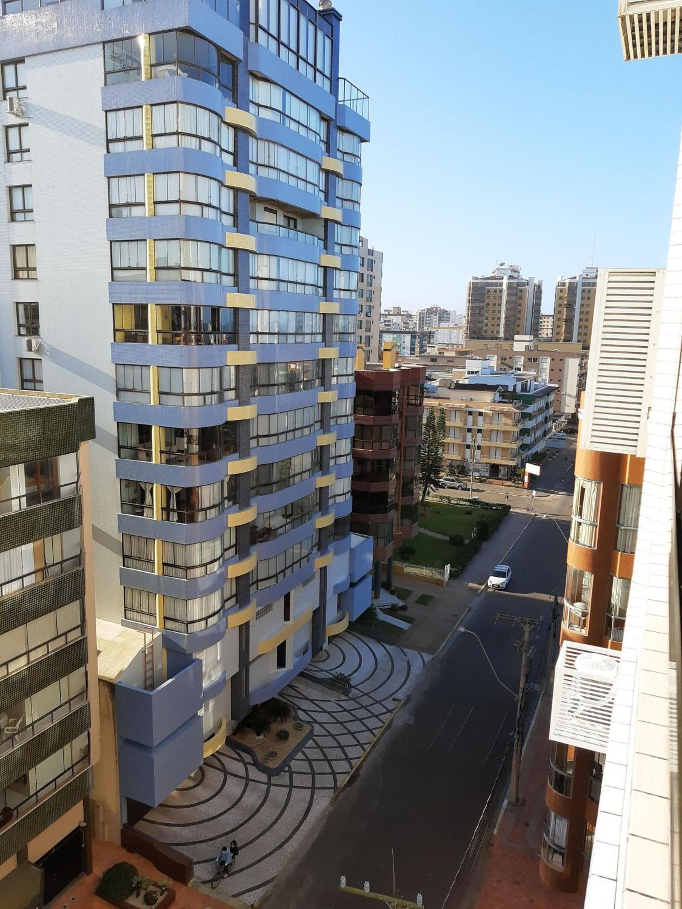 Espaçoso Apartamento na Avenida Rudá