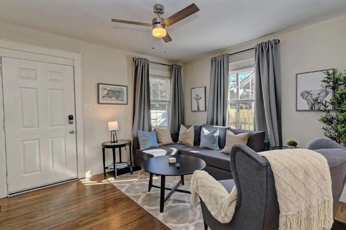 Charming 1BR Townhome mins to Downtown