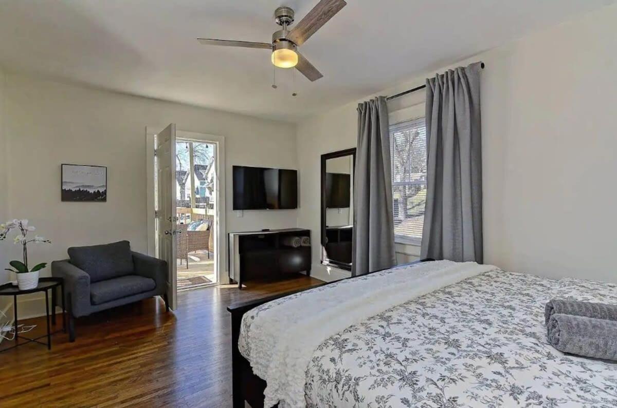 Charming 1BR Townhome mins to Downtown