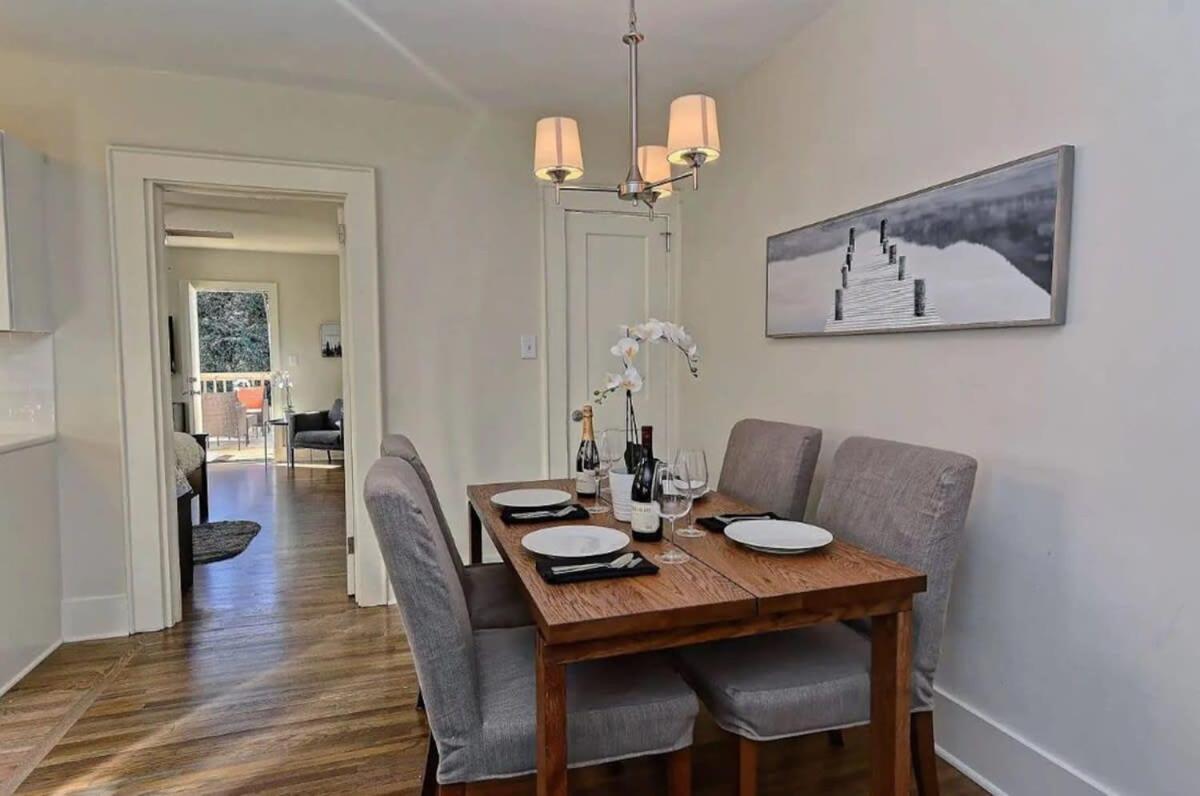Charming 1BR Townhome mins to Downtown