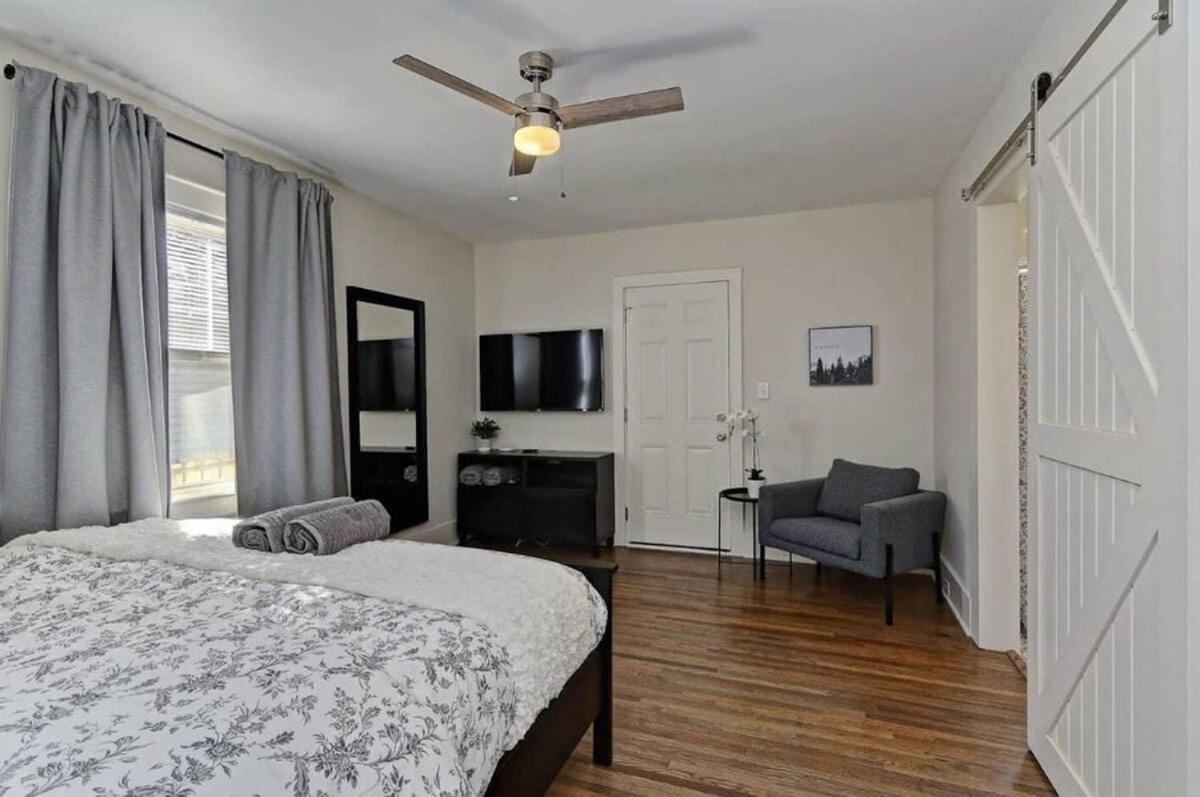 Charming 1BR Townhome mins to Downtown
