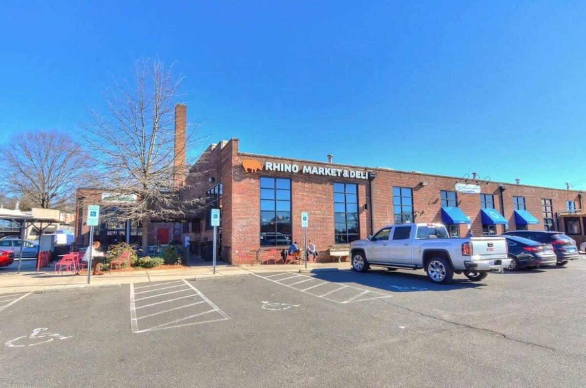 Charming 1BR Townhome mins to Downtown