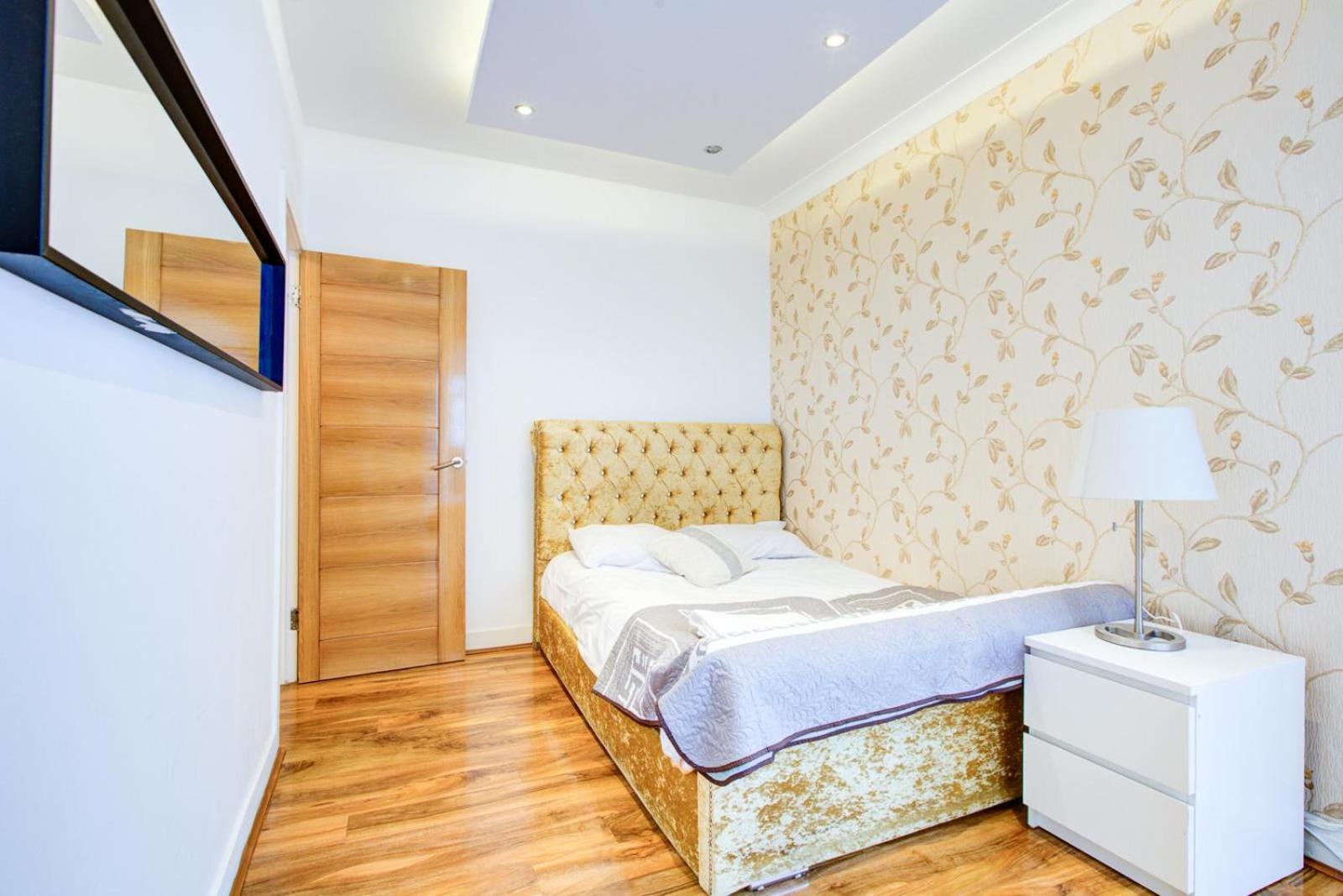 Knightsbridge Luxurious Residence - Facing Harrods