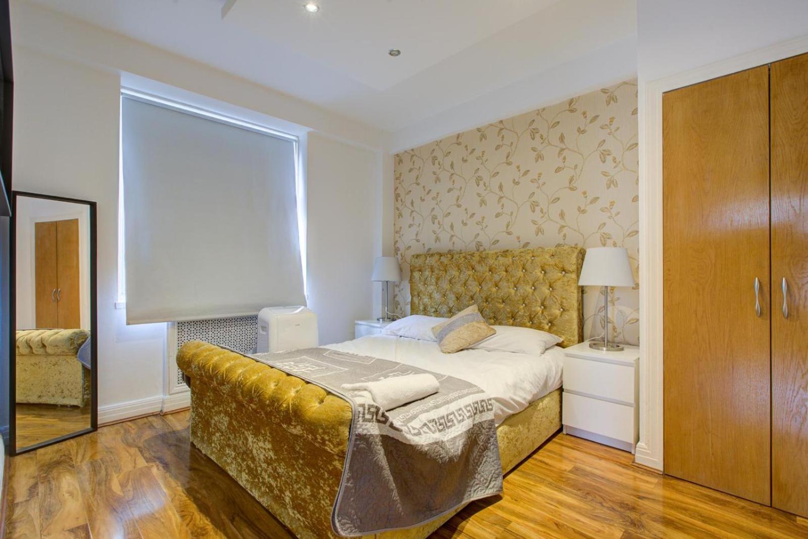 Knightsbridge Luxurious Residence - Facing Harrods