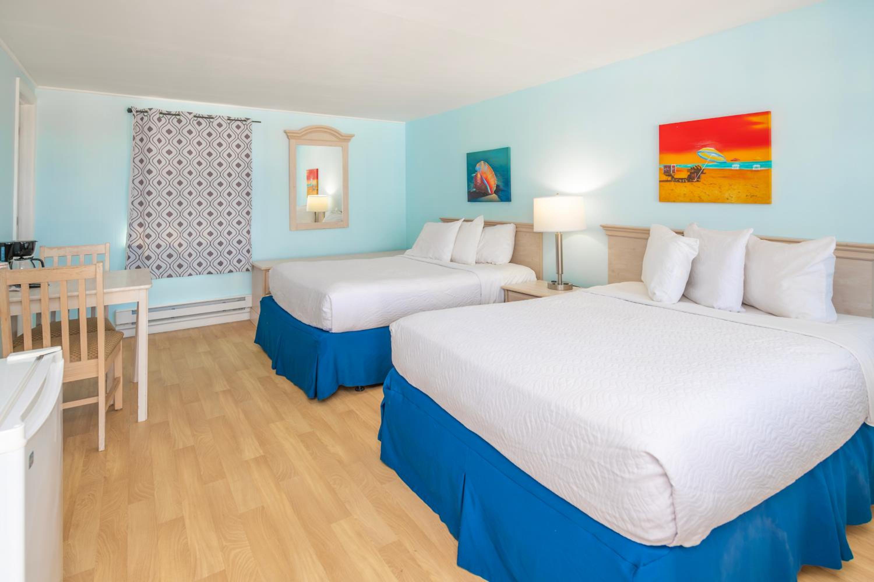 Drifting Sands Oceanfront Hotel