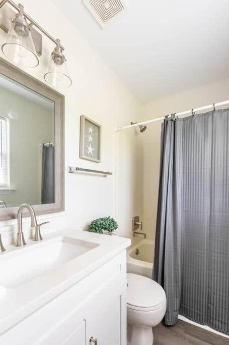 Renovated Charlotte 3BR near Whitewater Ctr view 5