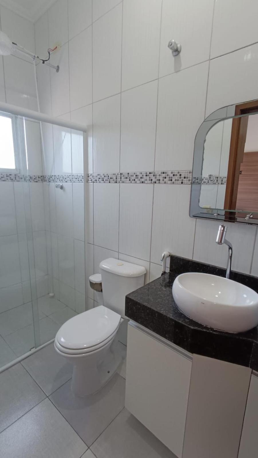 Casa Caragua Sobrado com 2 Suítes
