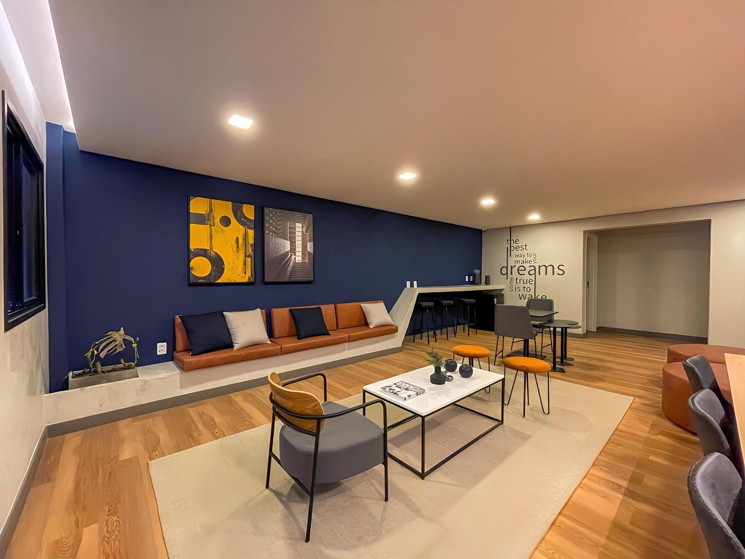 Condominium with pool next to Buenos Aires Park