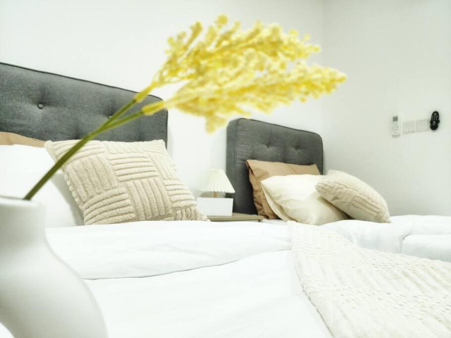 Cozy Family-friendly M Vertica Stunning View MRT