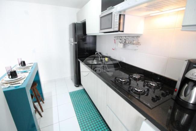 Apto no Cabral em Curitiba com 3 quartos varanda piscina arcondicionado e 2 vagas de garagem