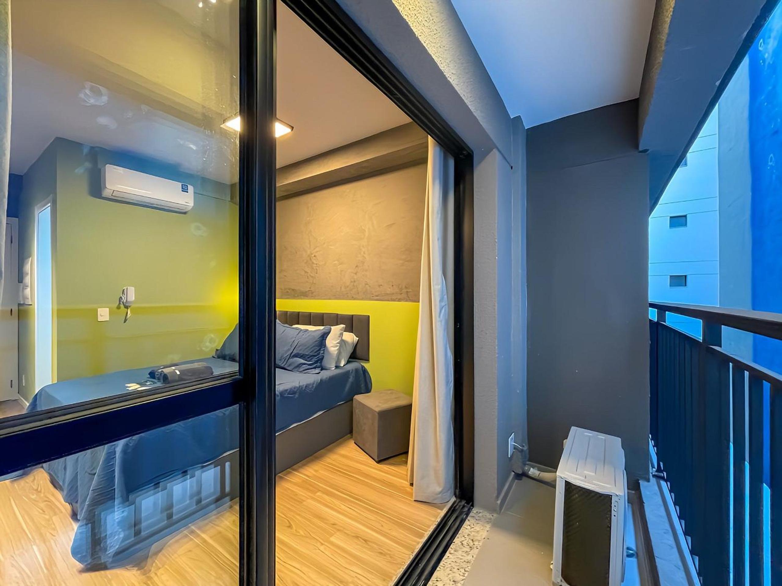 Condominium with pool next to Buenos Aires Park