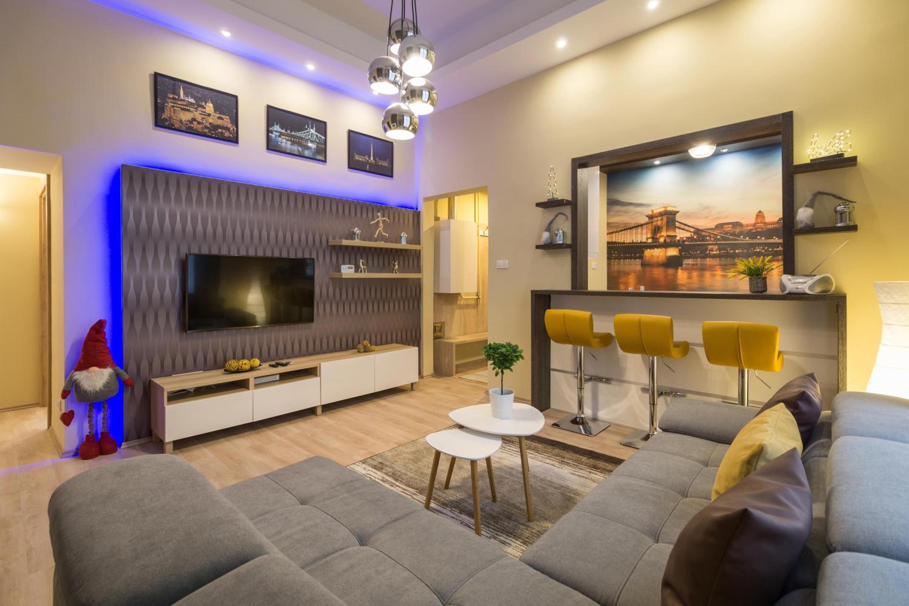 Exlcusive & City Central Located Suite by Prestige Homes view 2